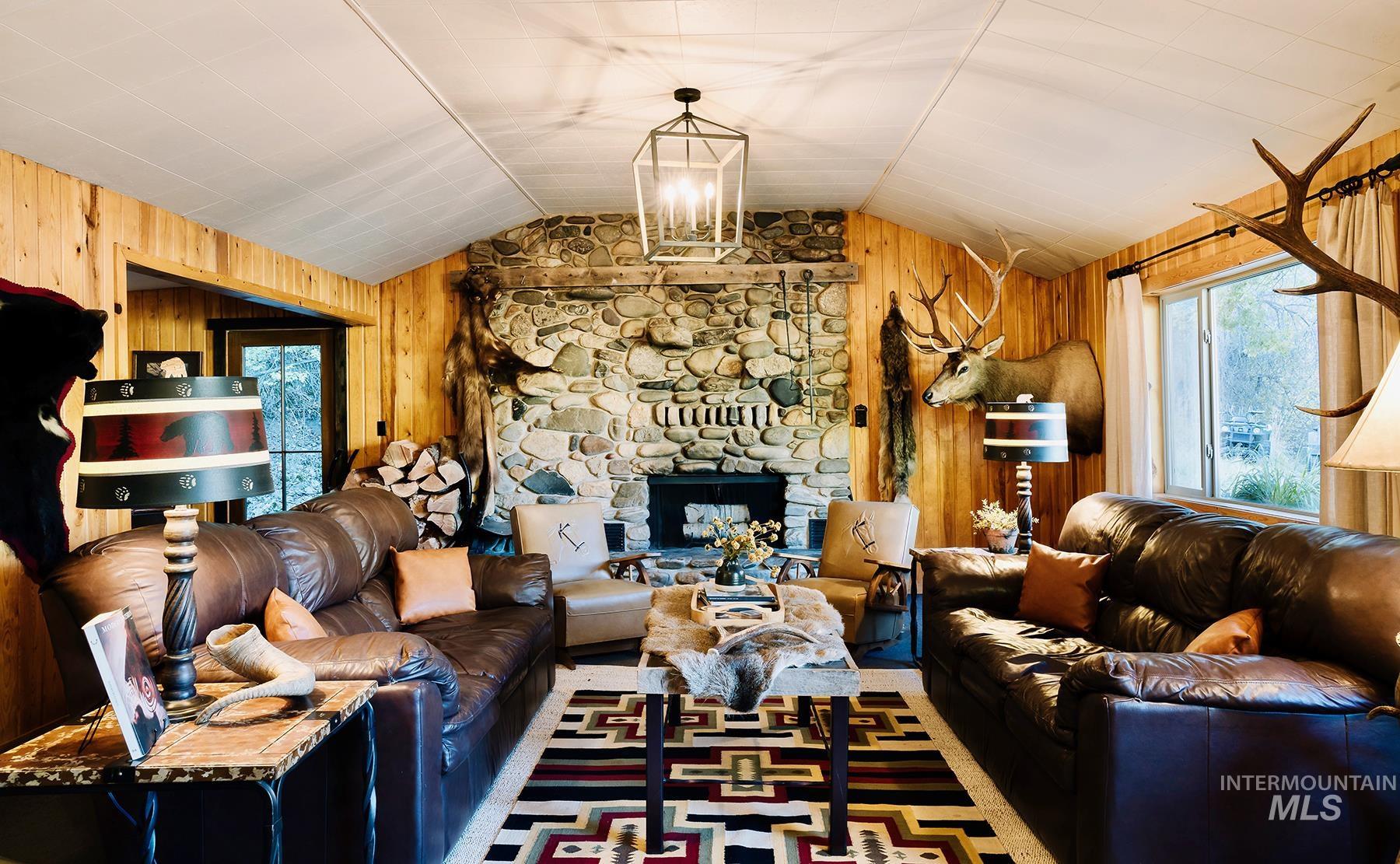 13450 Salmon River Property Photo 15