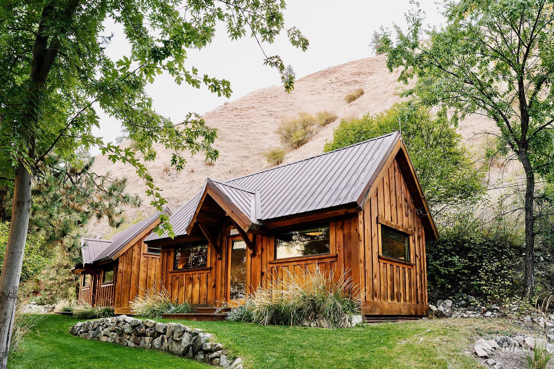 13450 Salmon River Property Photo 25