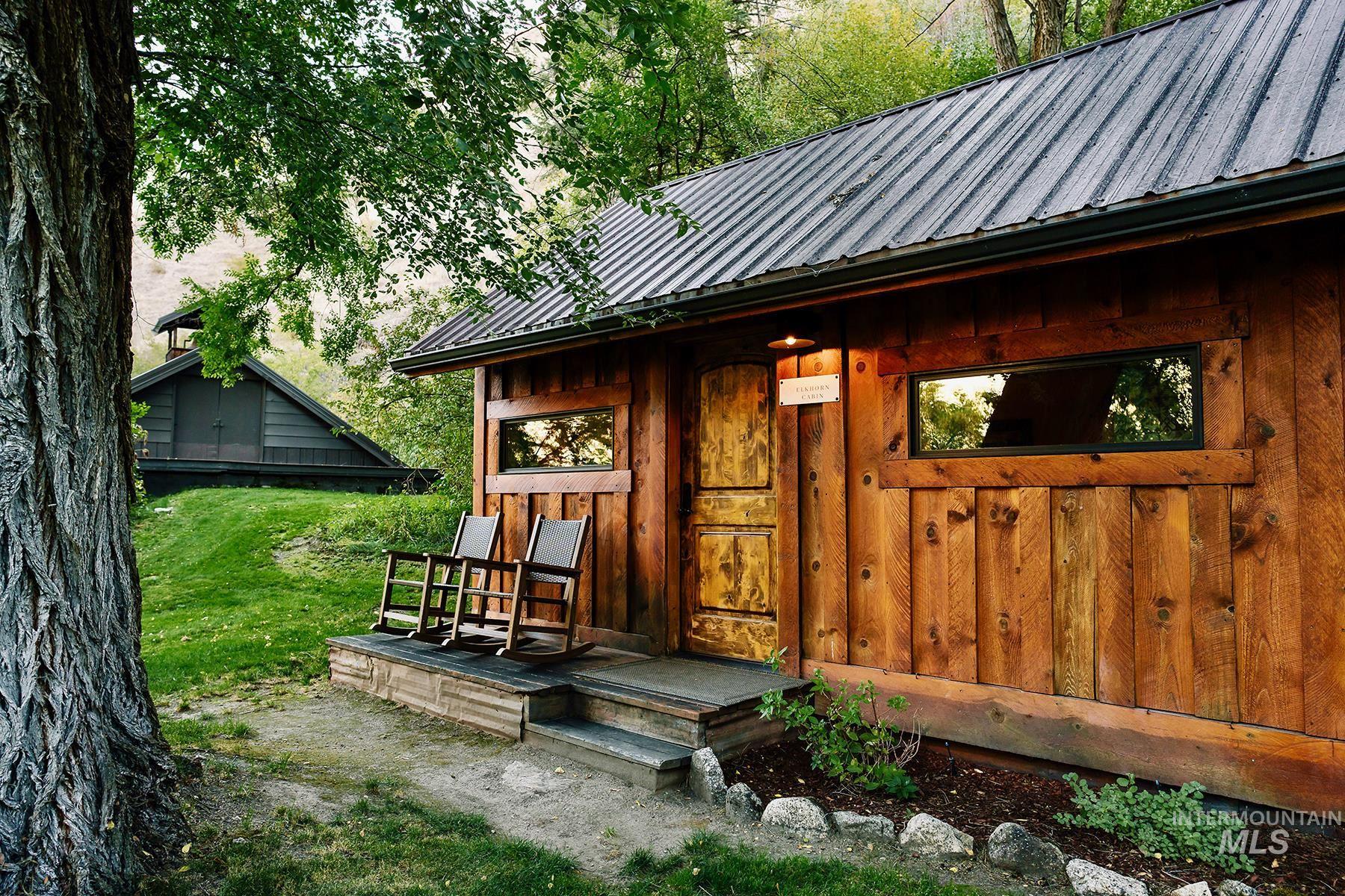 13450 Salmon River Property Photo 26