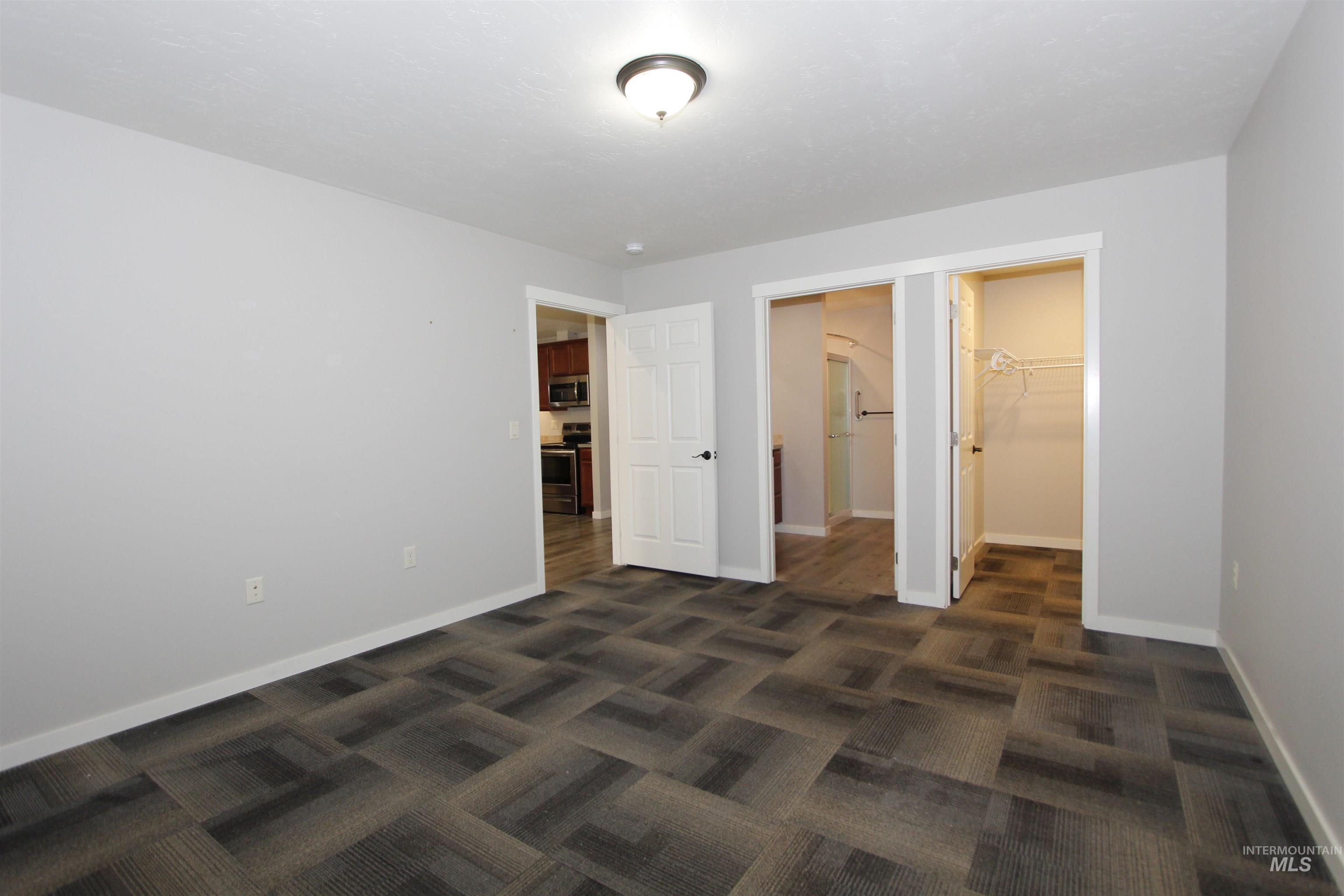 3434 5th St. Property Photo 8