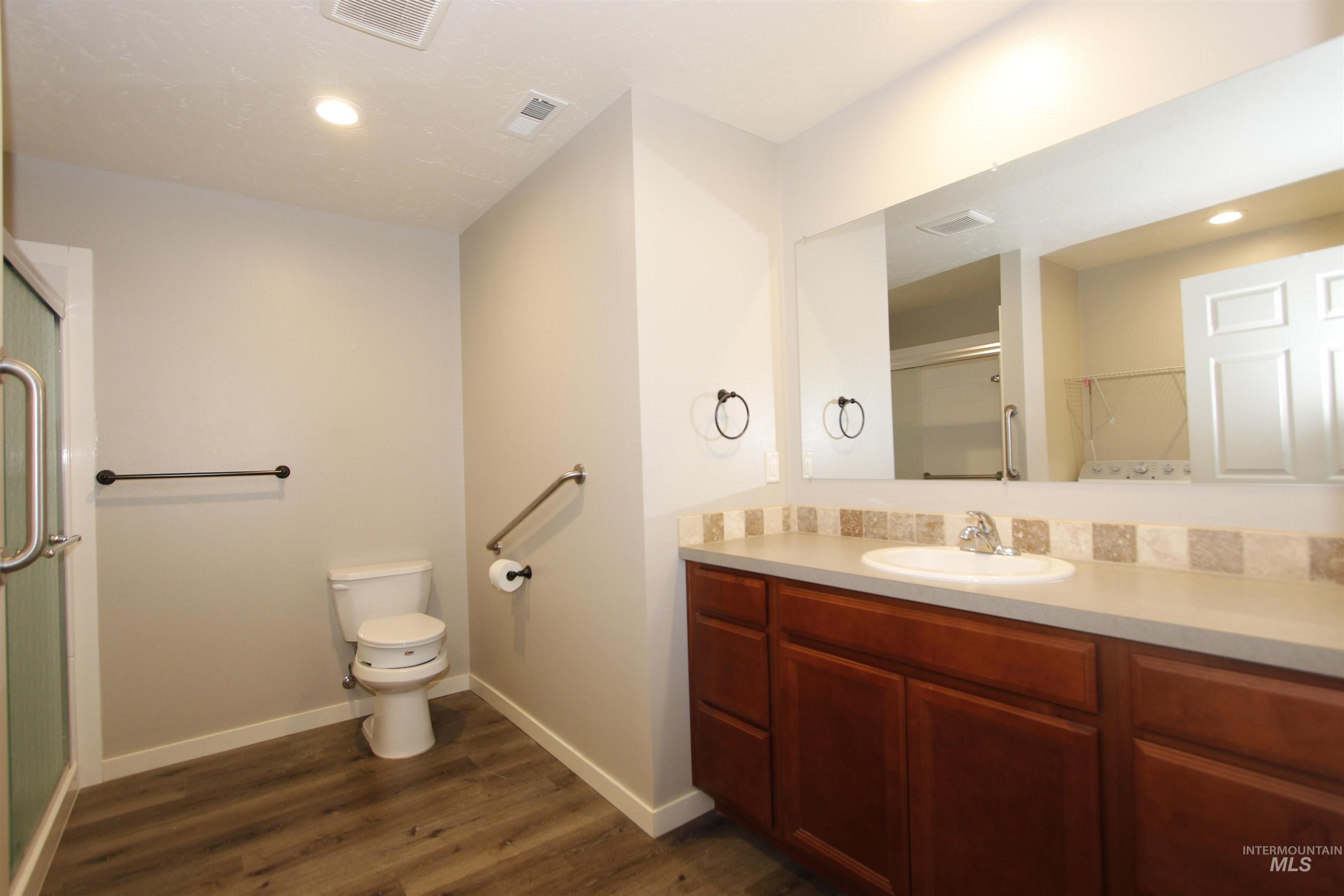 3434 5th St. Property Photo 12