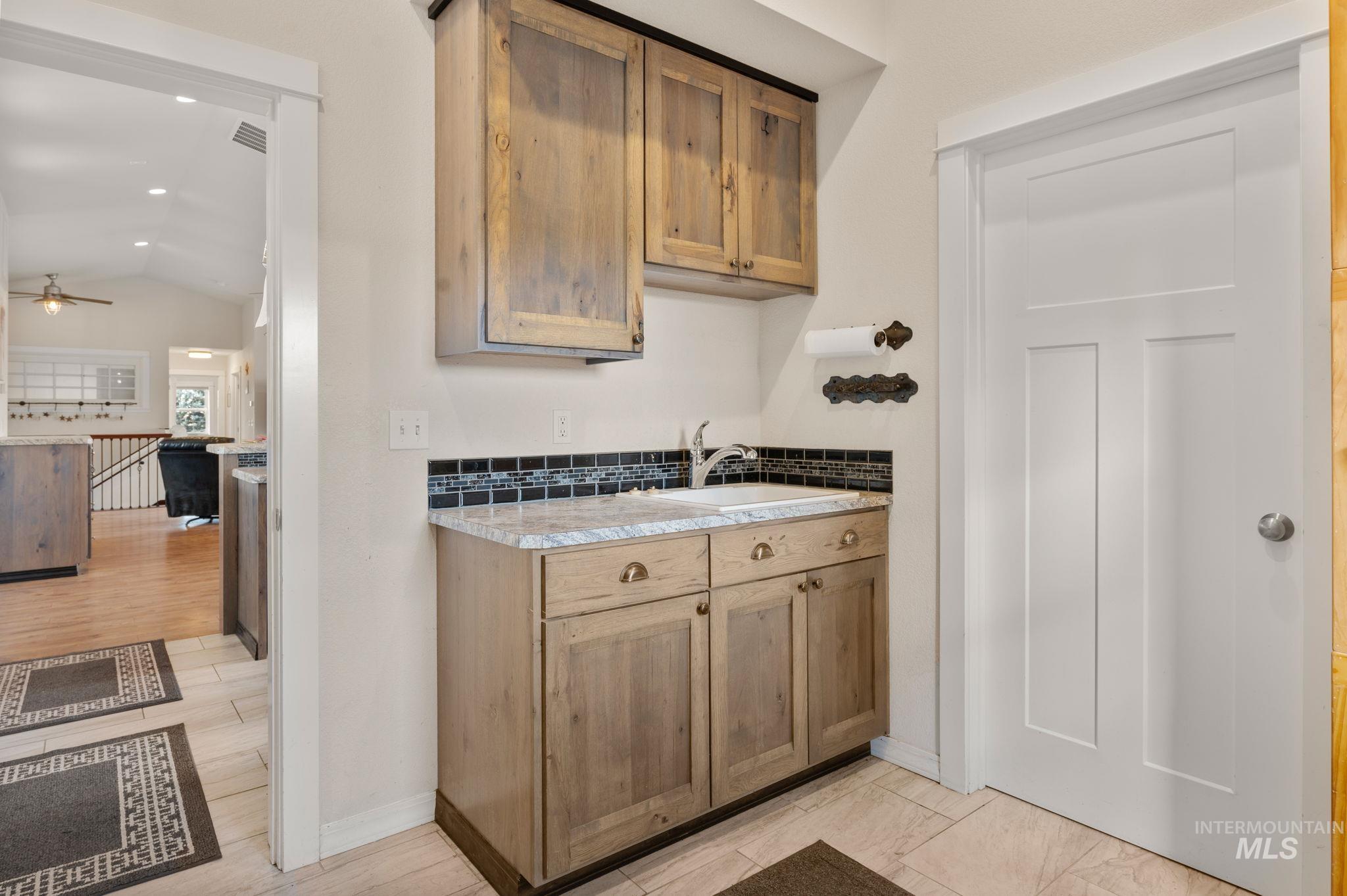 1390 Sather Road Property Photo 8