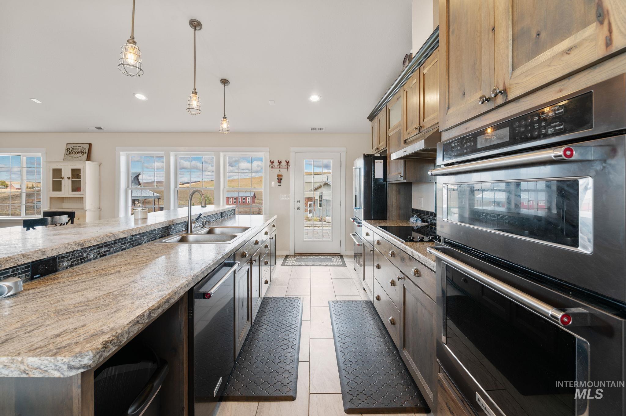1390 Sather Road Property Photo 13