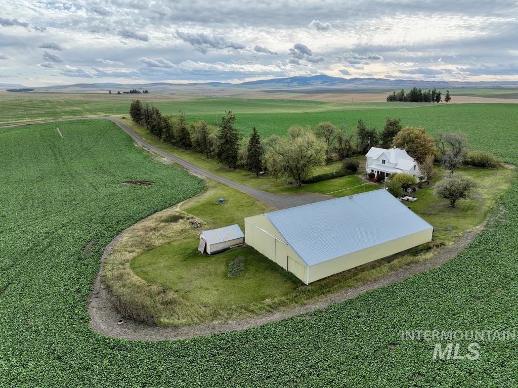 2229 Evergreen Rd Property Photo 1