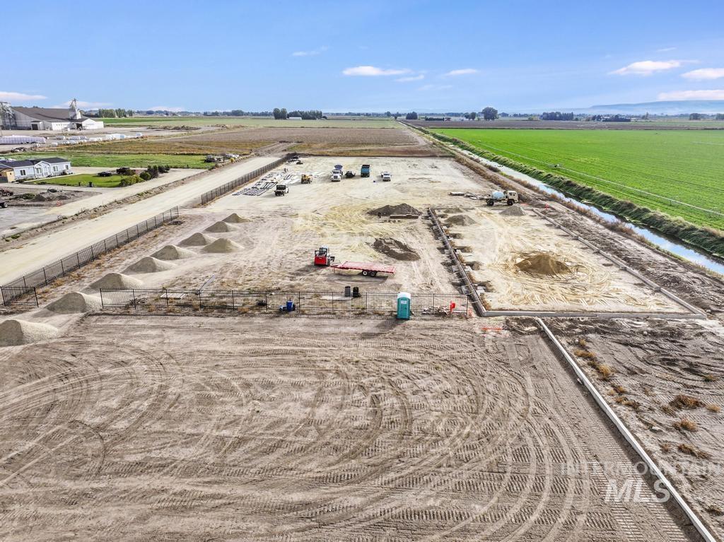 Tbd 200 W Lot 5 Property Photo 7