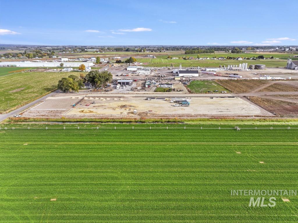 Tbd 200 W Lot 7 Property Photo 9