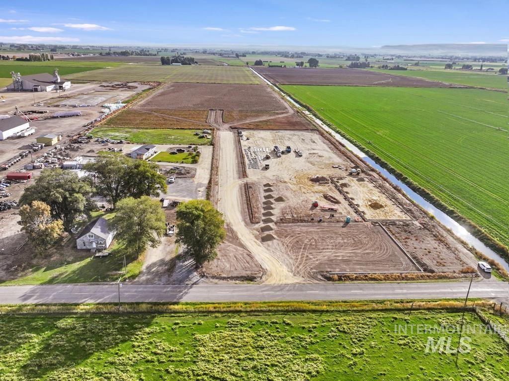 Tbd 200 W Lot 7 Property Photo 23