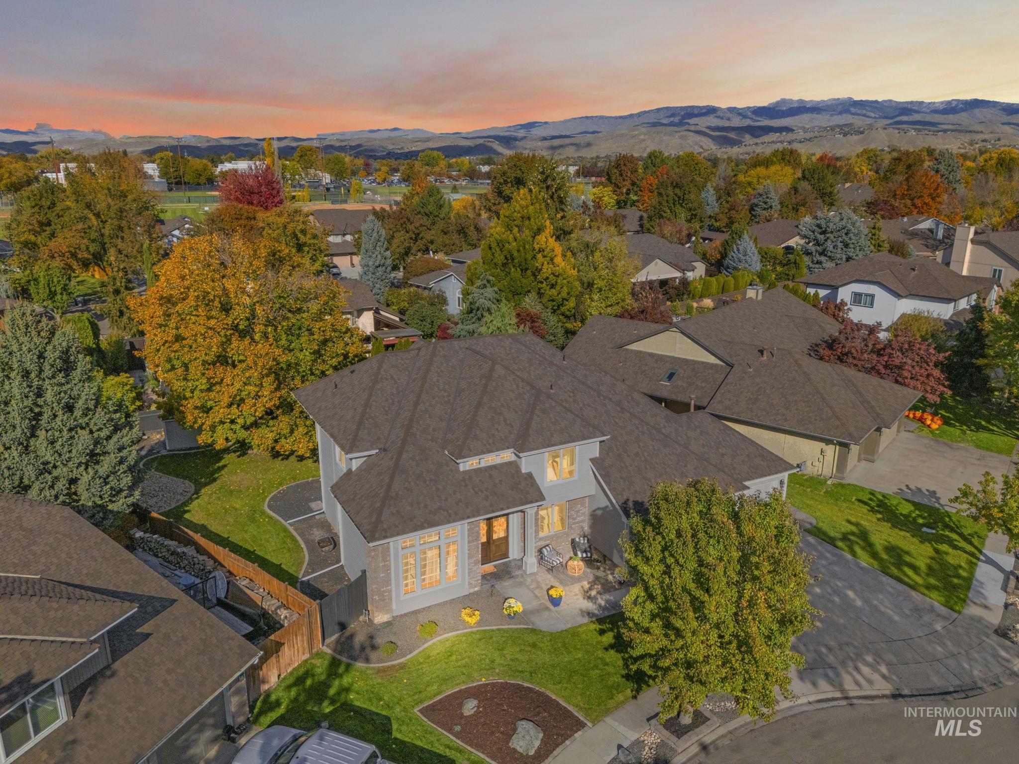 8050 W Innsbrook Ct Property Photo 1