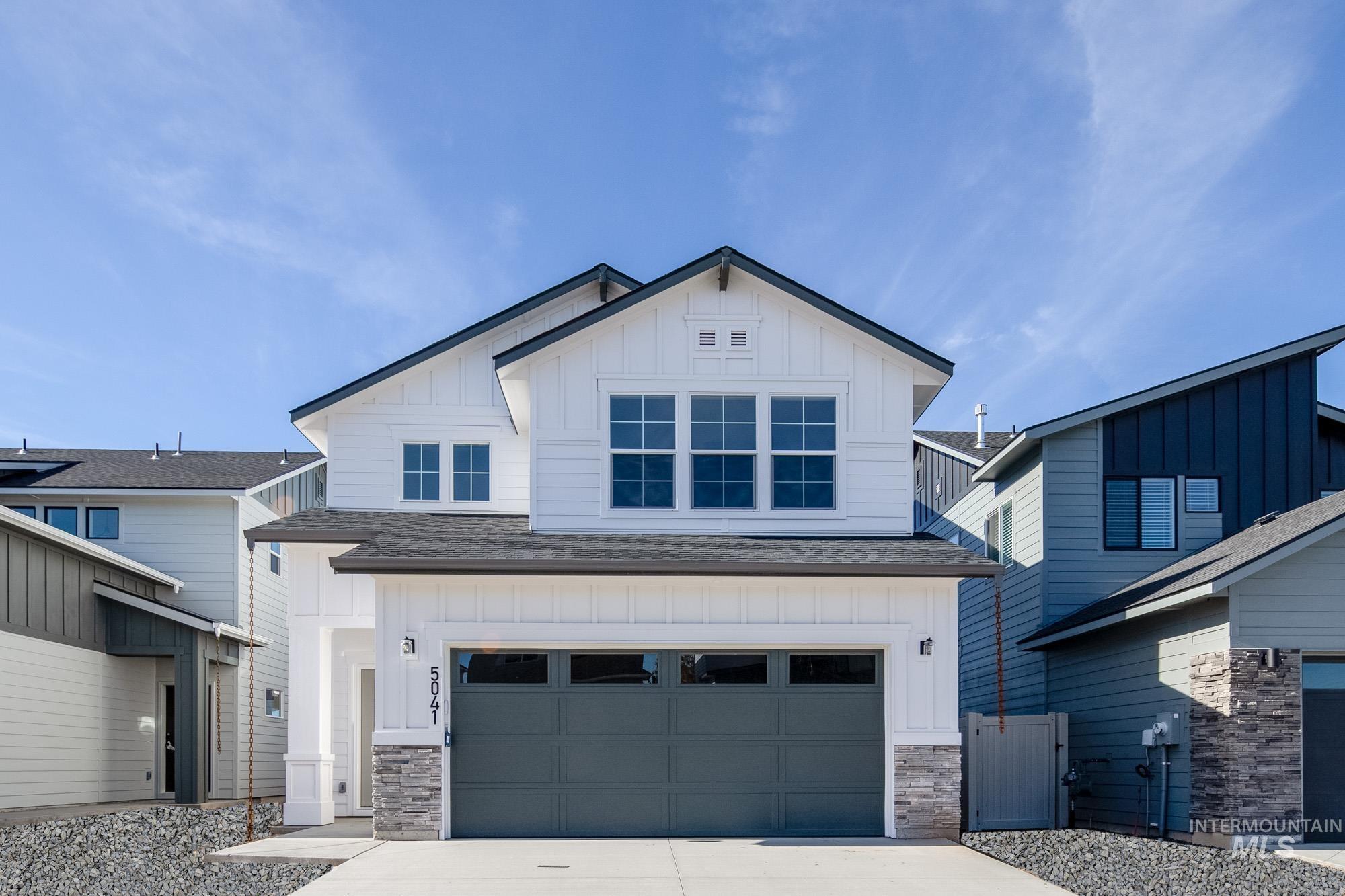 5041 S Amorita Ave Property Photo 1