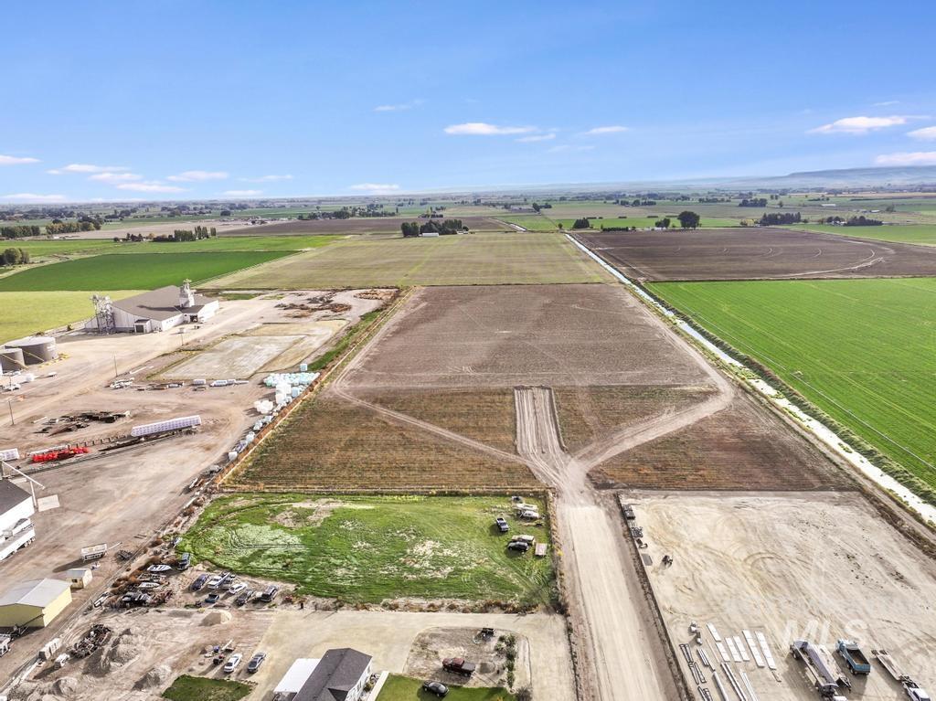 Tbd 200 W Lot 9 Property Photo 15