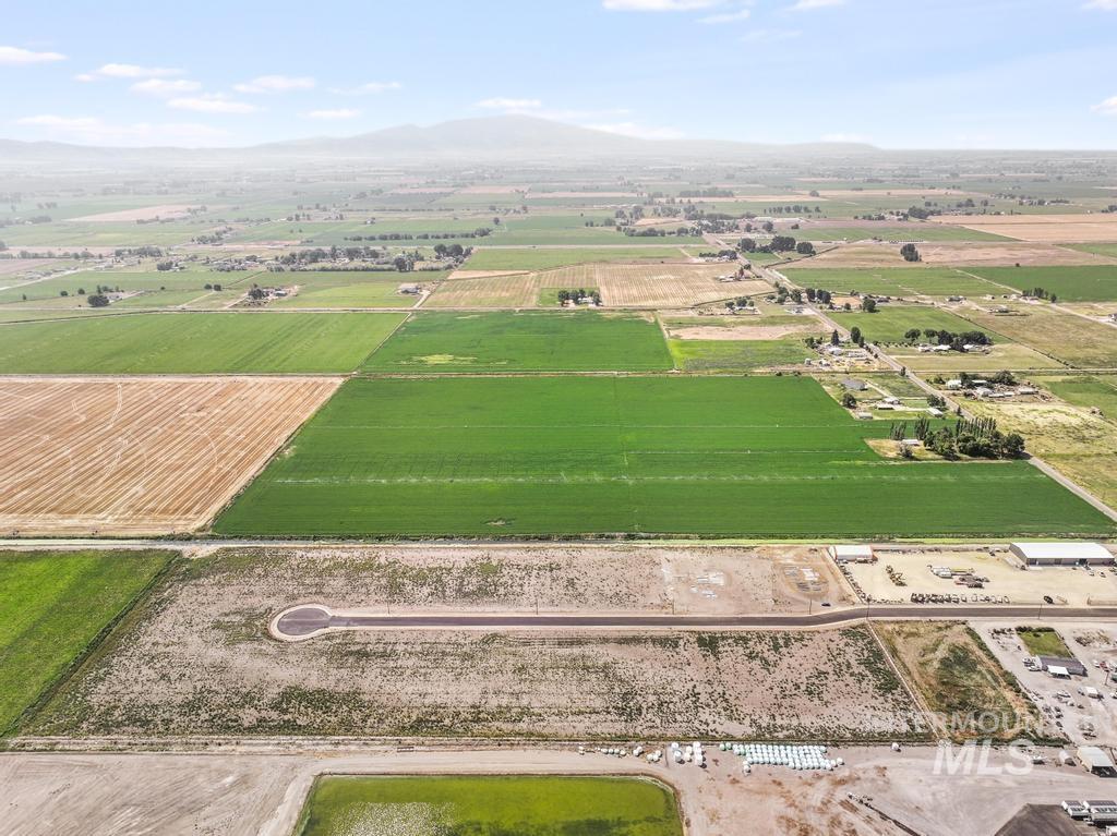 Tbd 200 W Lot 9 Property Photo 36
