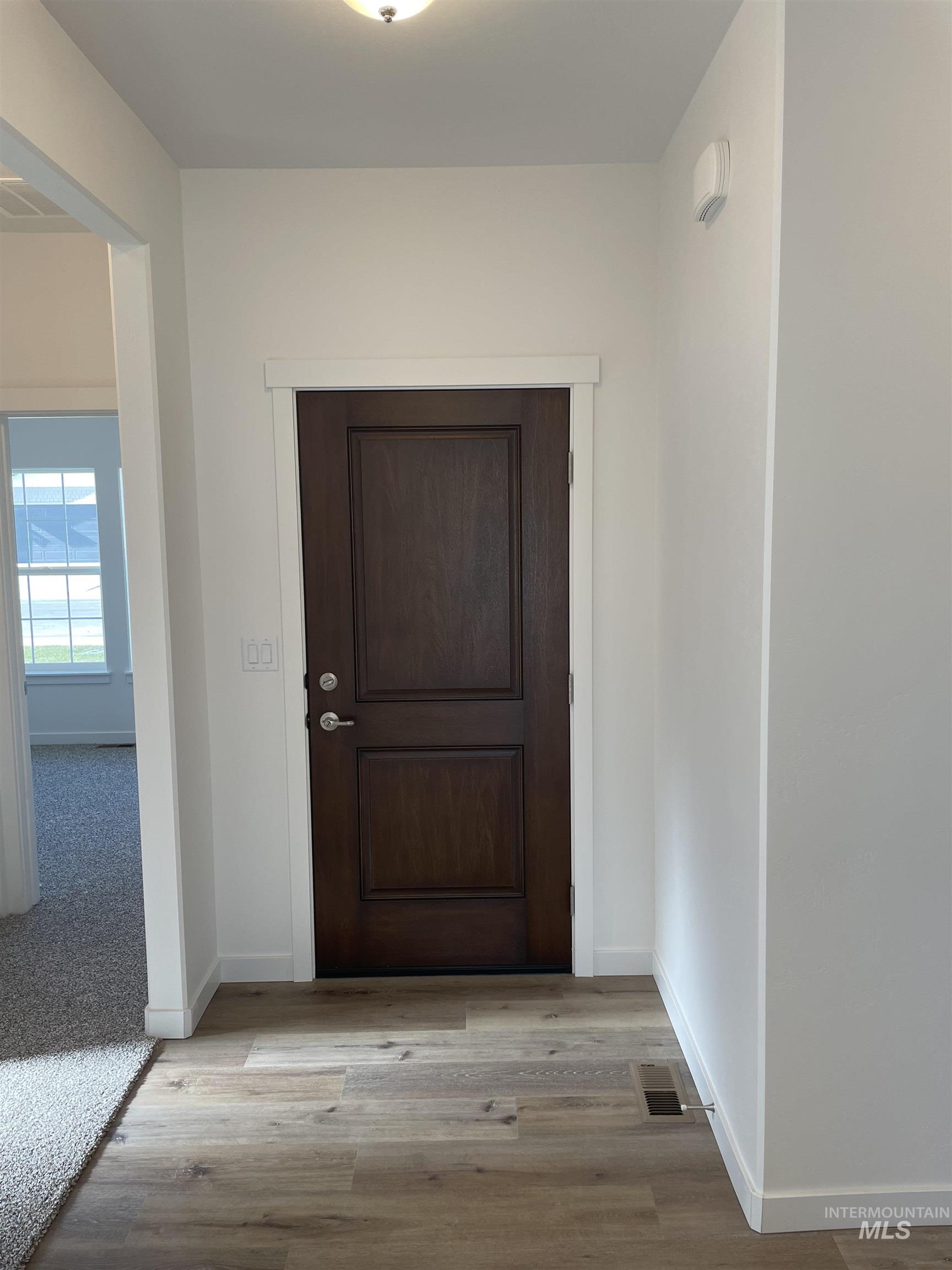 2015 Lowline Ave Property Photo 4