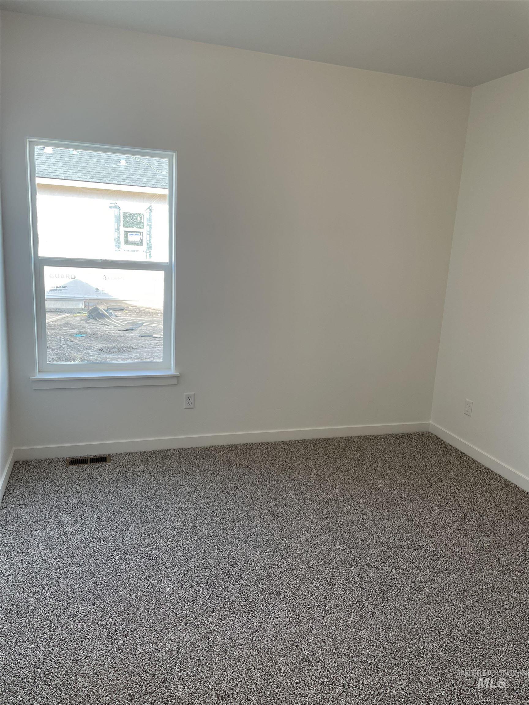 2015 Lowline Ave Property Photo 18