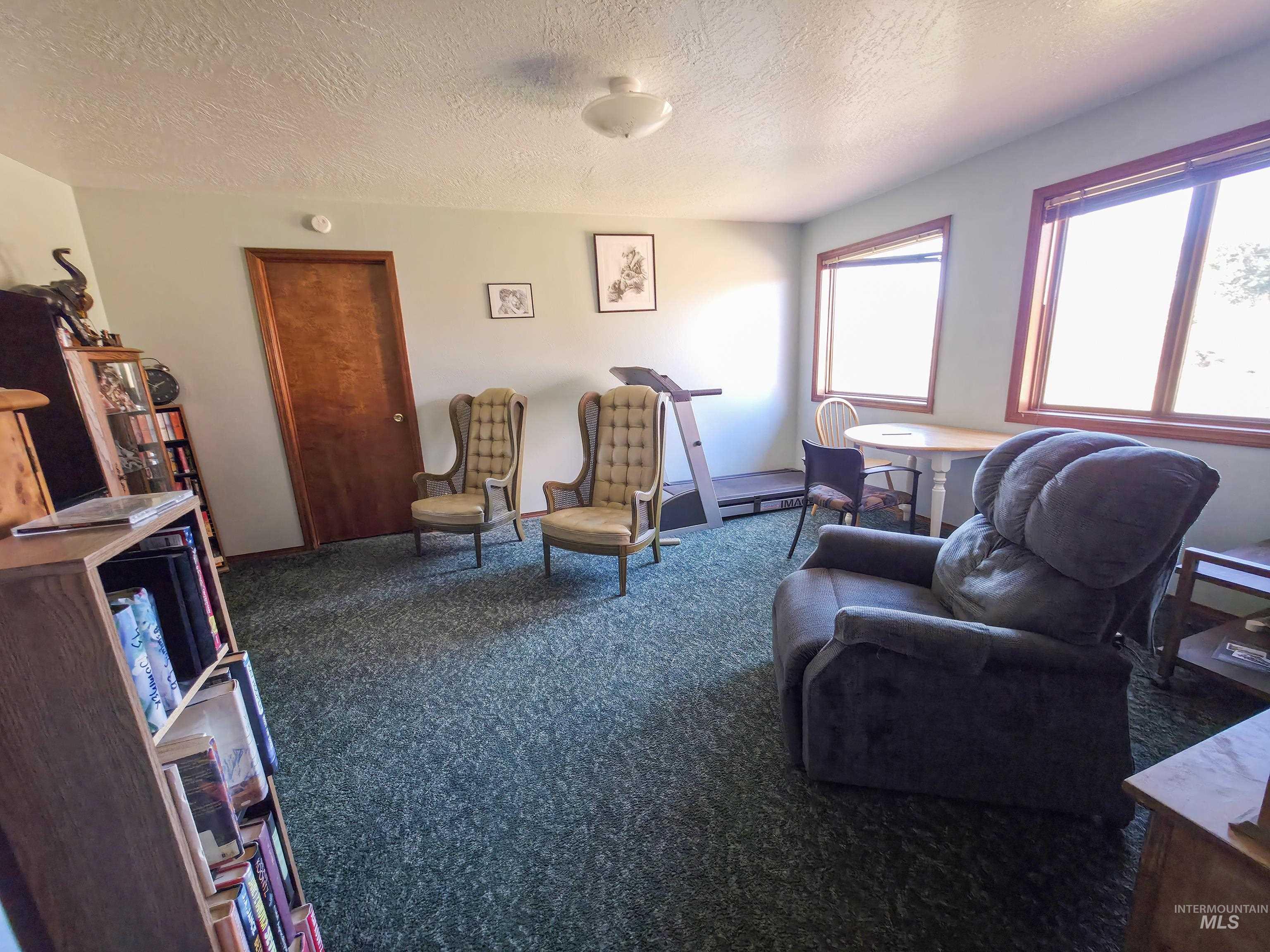 2796 Burton Ln Property Photo 12