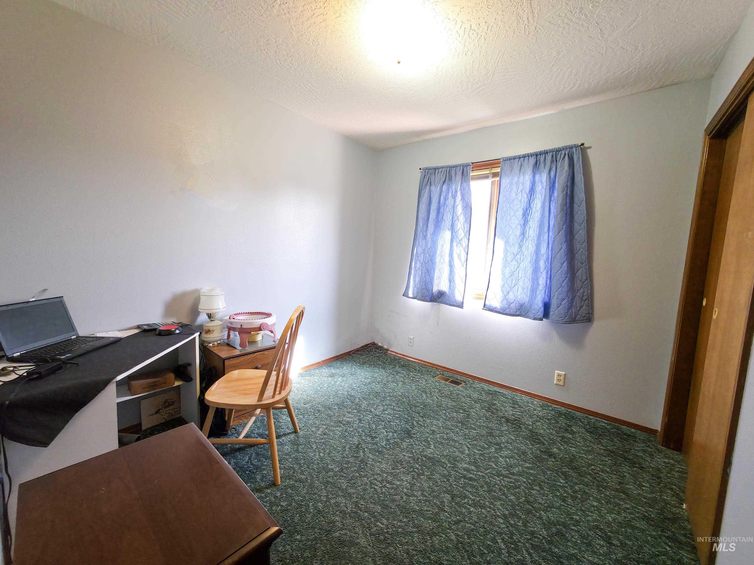 2796 Burton Ln Property Photo 16