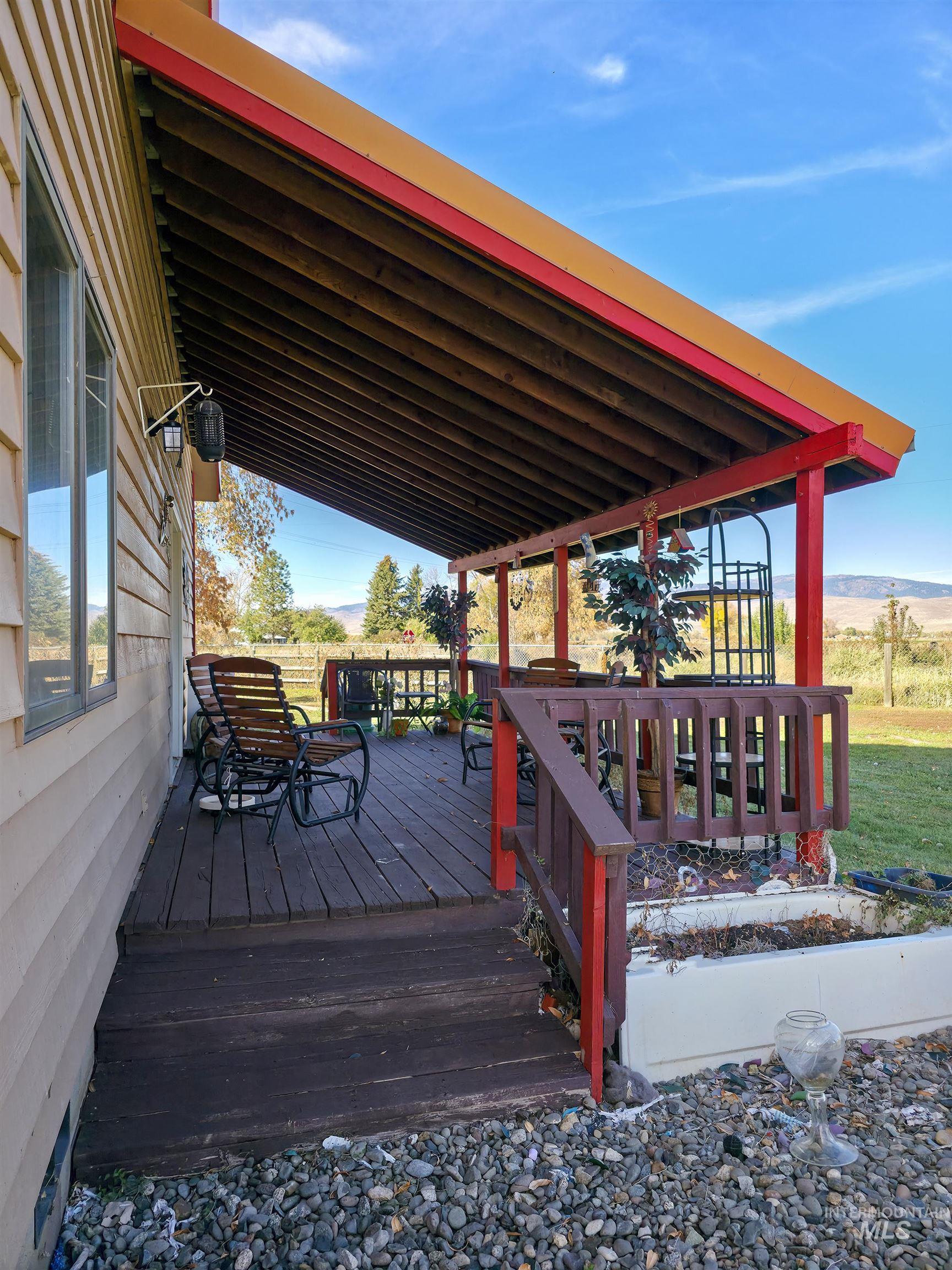 2796 Burton Ln Property Photo 18