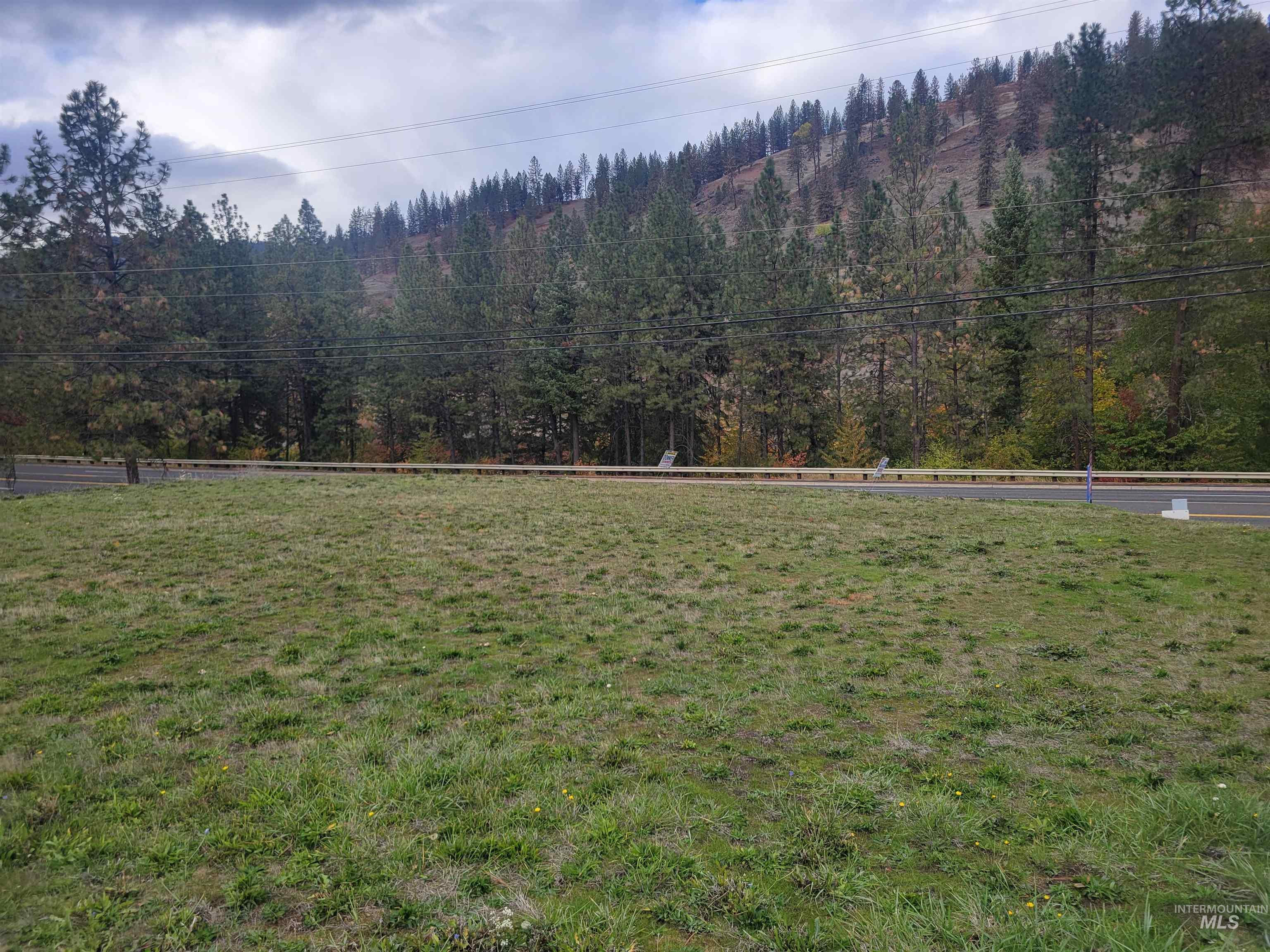 TBD Grand Ave Property Photo 1
