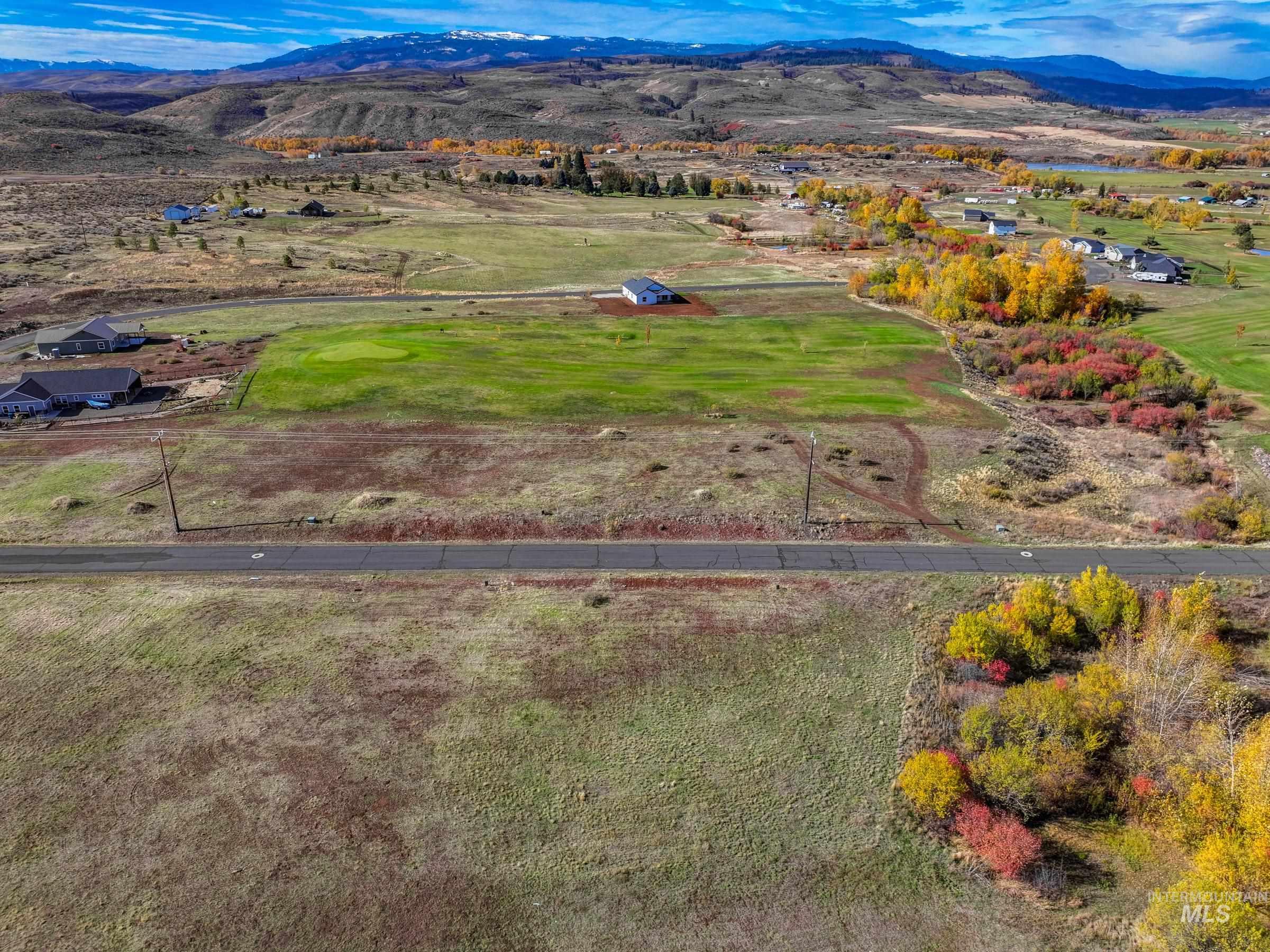 D-8 Fairway Lane Property Photo 34