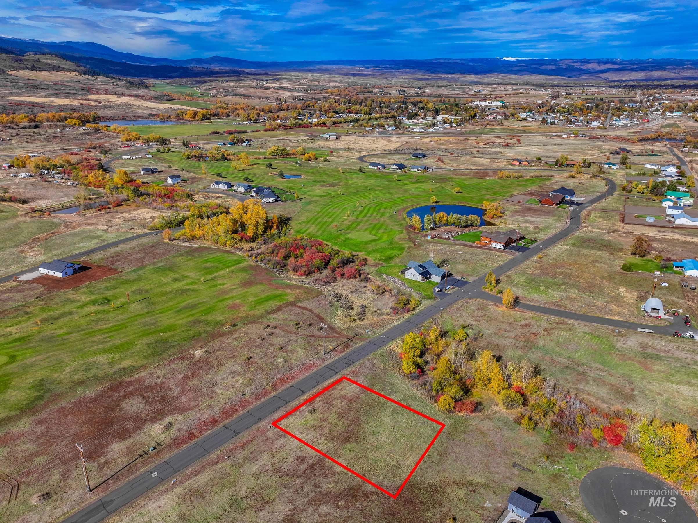 D-8 Fairway Lane Property Photo 39