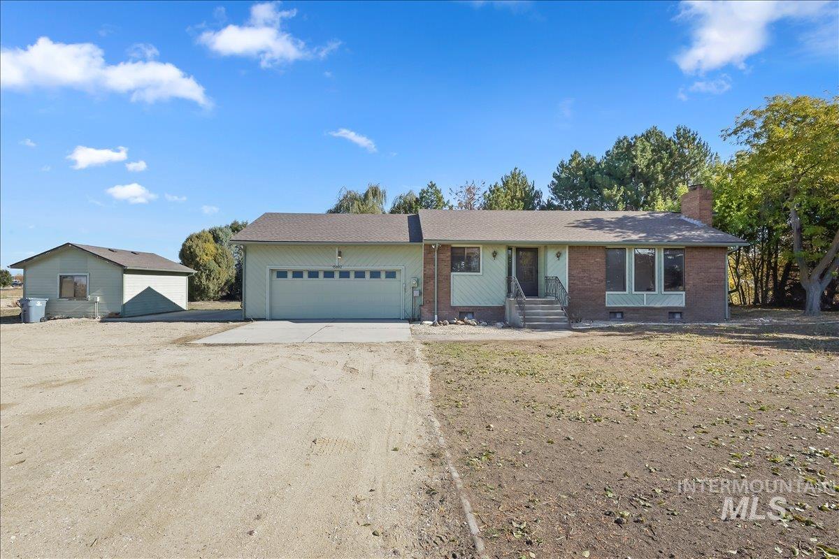 15892 Florida Ave Property Photo 1