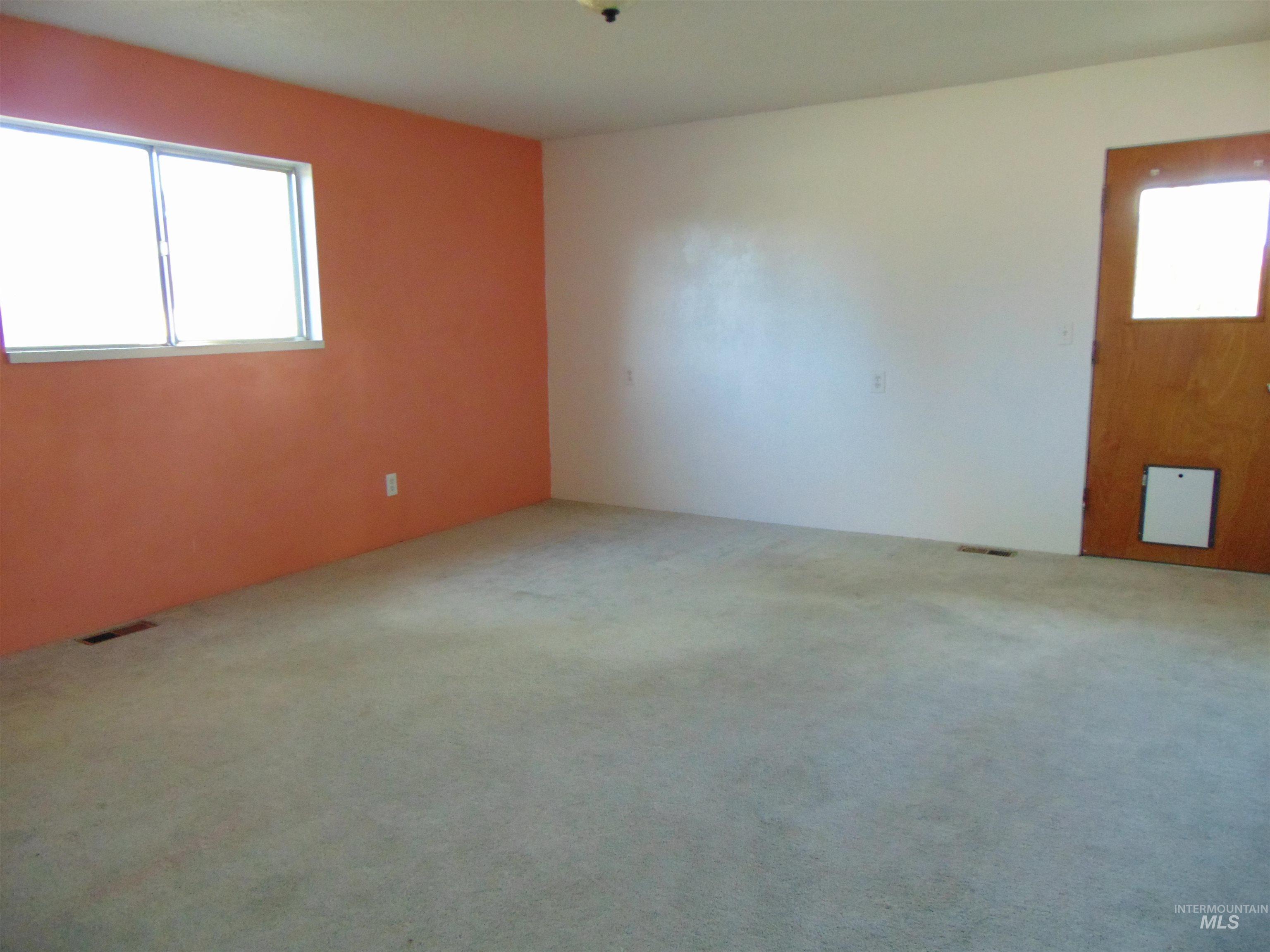 332 Sears Drive Property Photo 13
