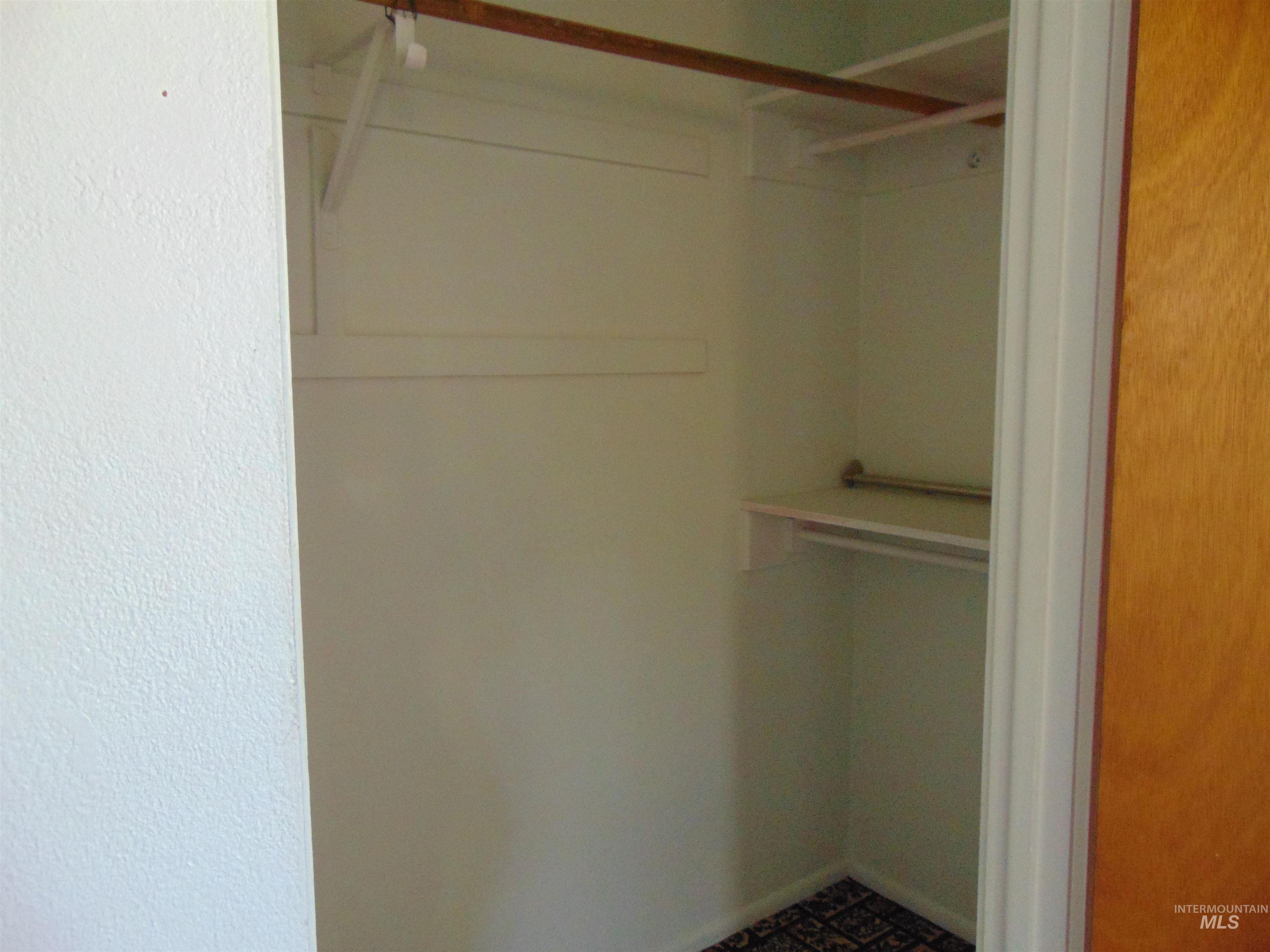 332 Sears Drive Property Photo 14