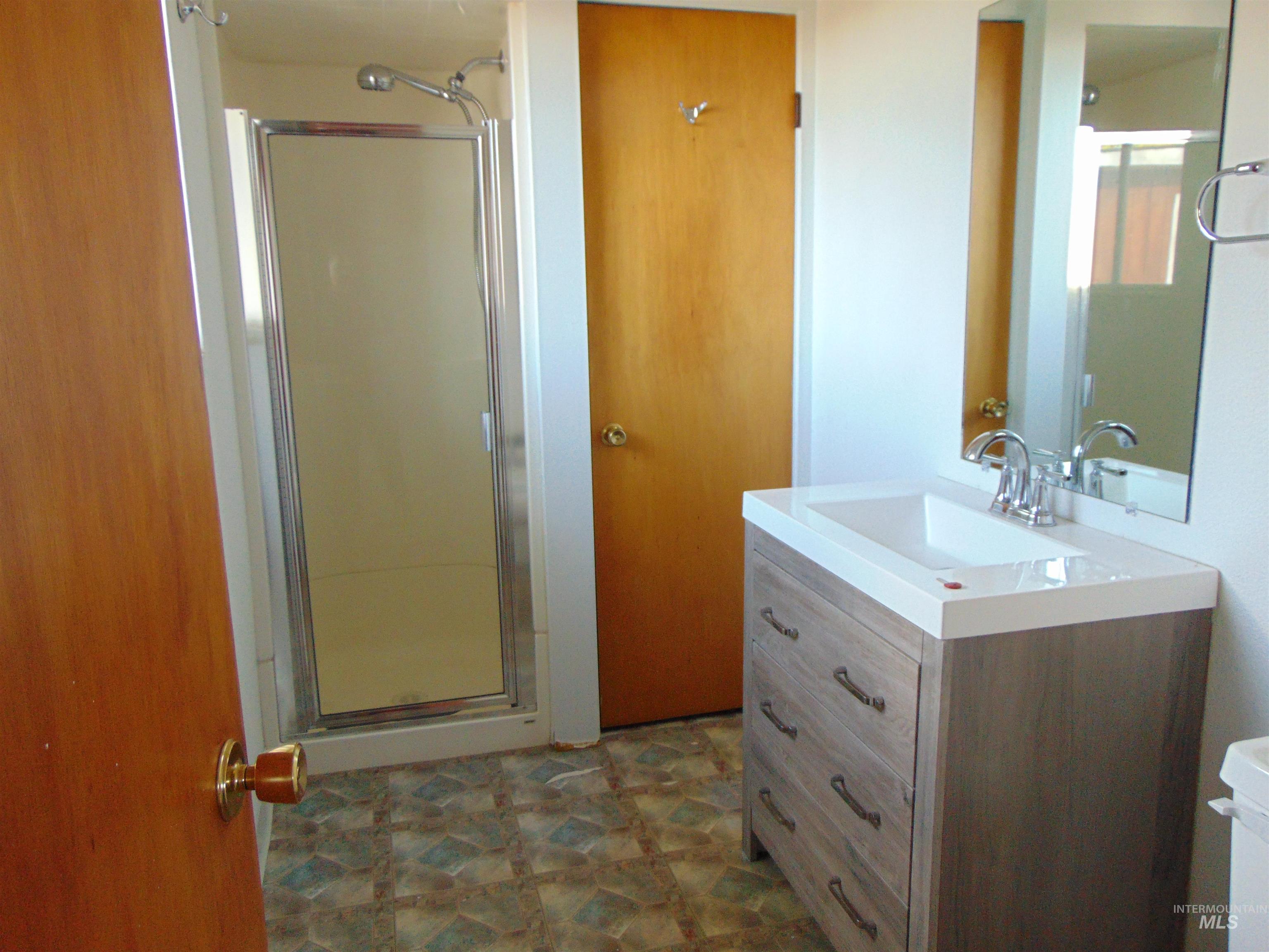 332 Sears Drive Property Photo 15