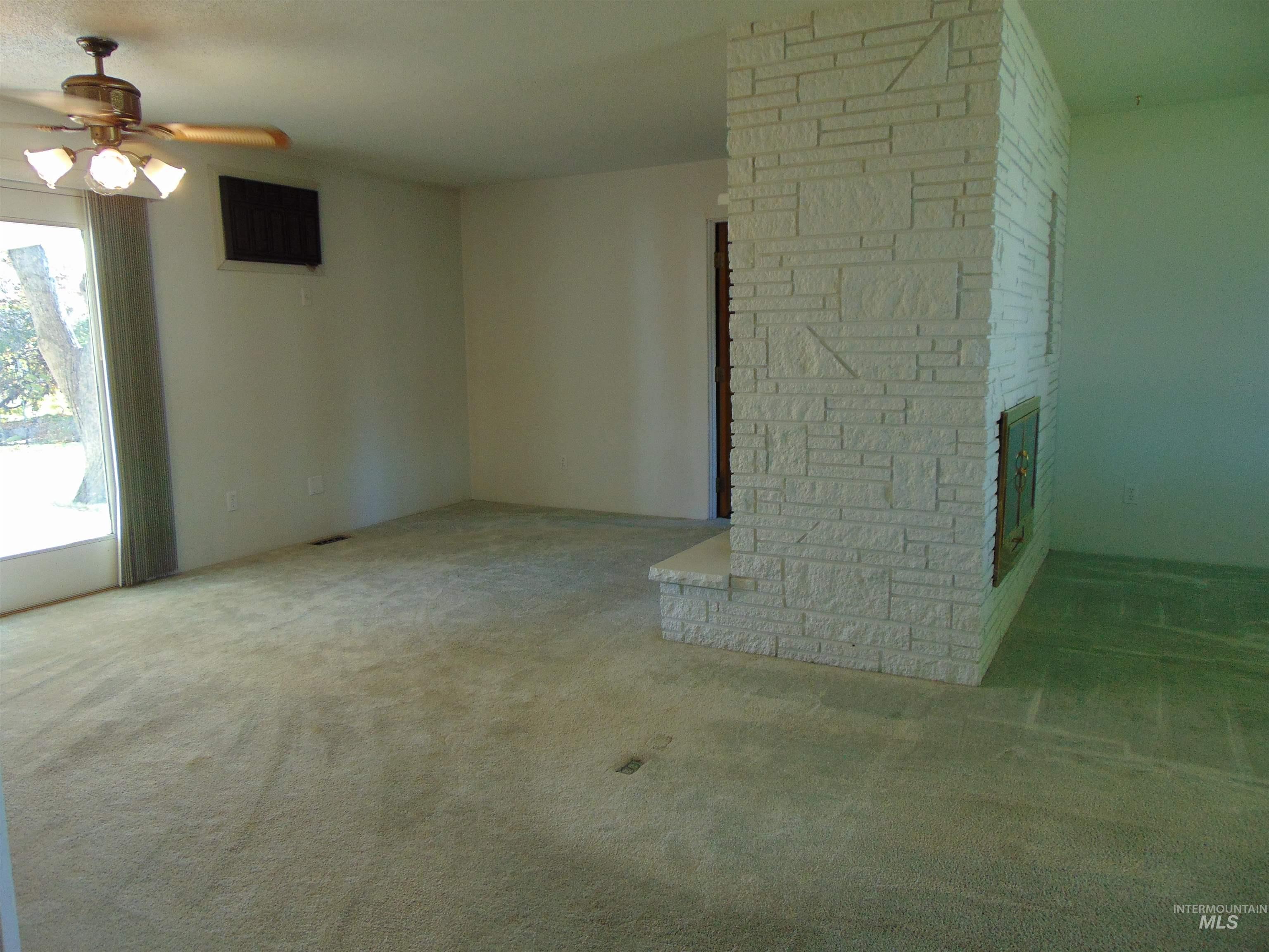 332 Sears Drive Property Photo 17