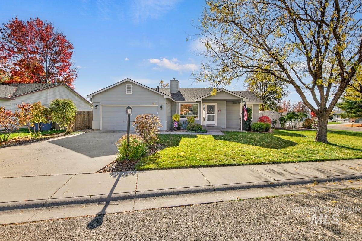 893 E Cembra St Property Photo 1