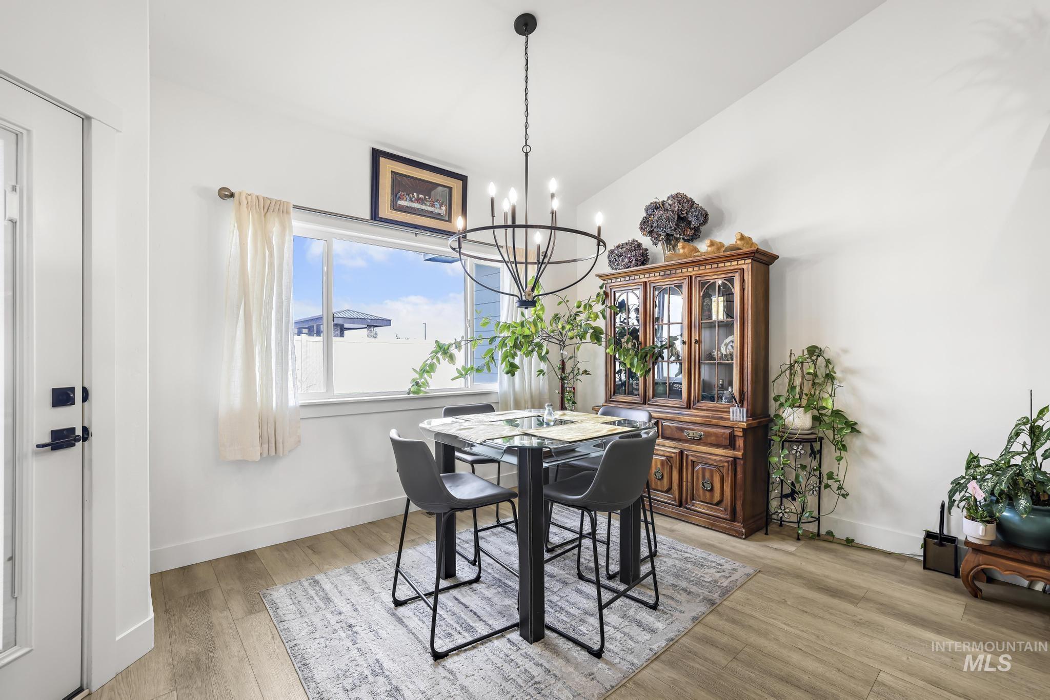 973 Kenbrook Loop Property Photo 4