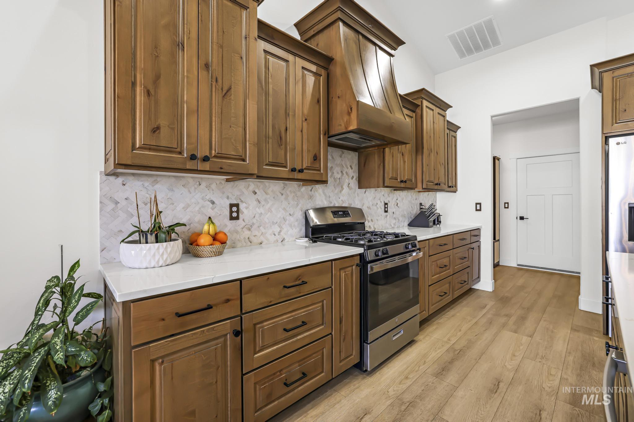 973 Kenbrook Loop Property Photo 8