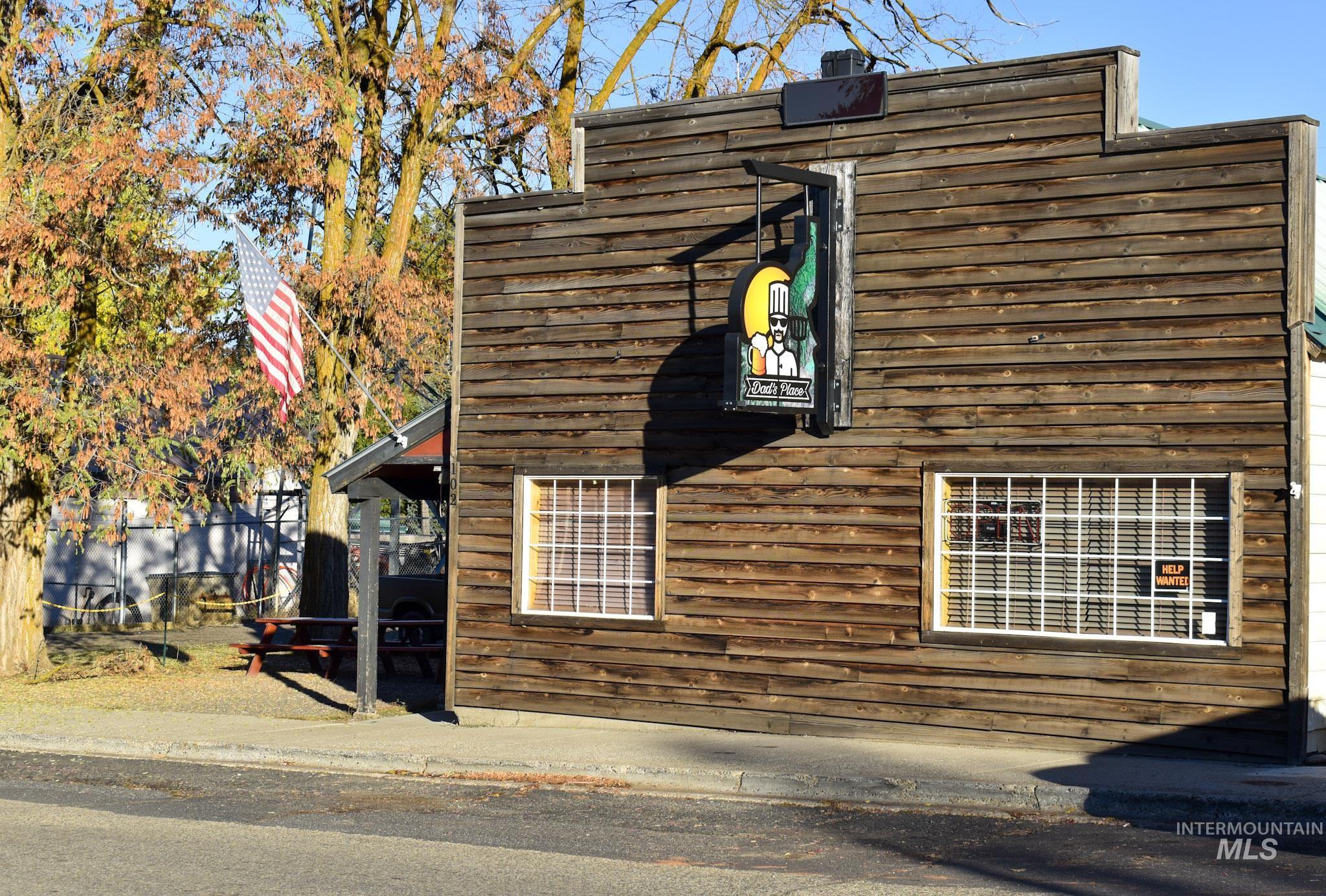 102 Moser Ave Property Photo