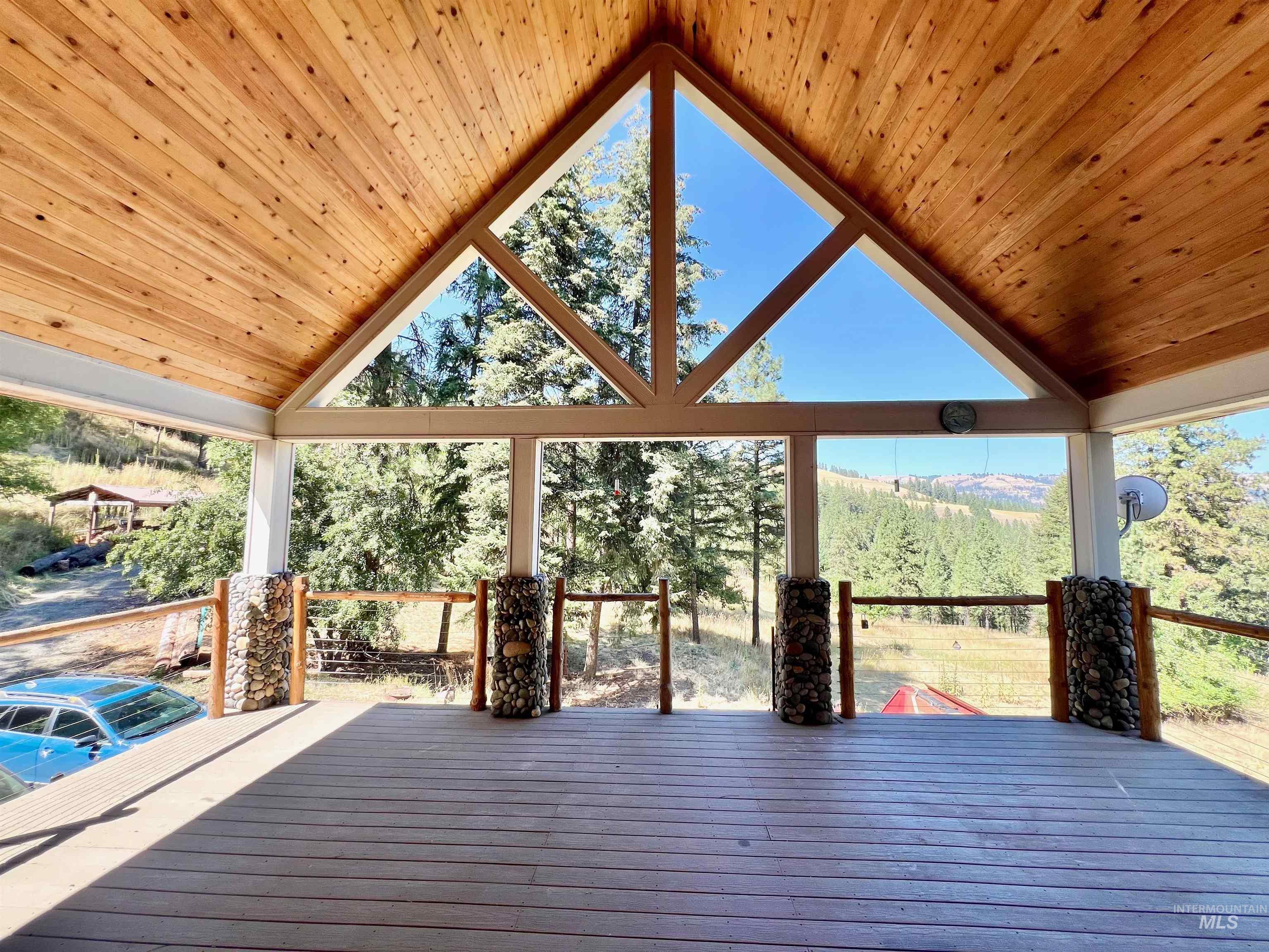 22545 Angel Ridge Road