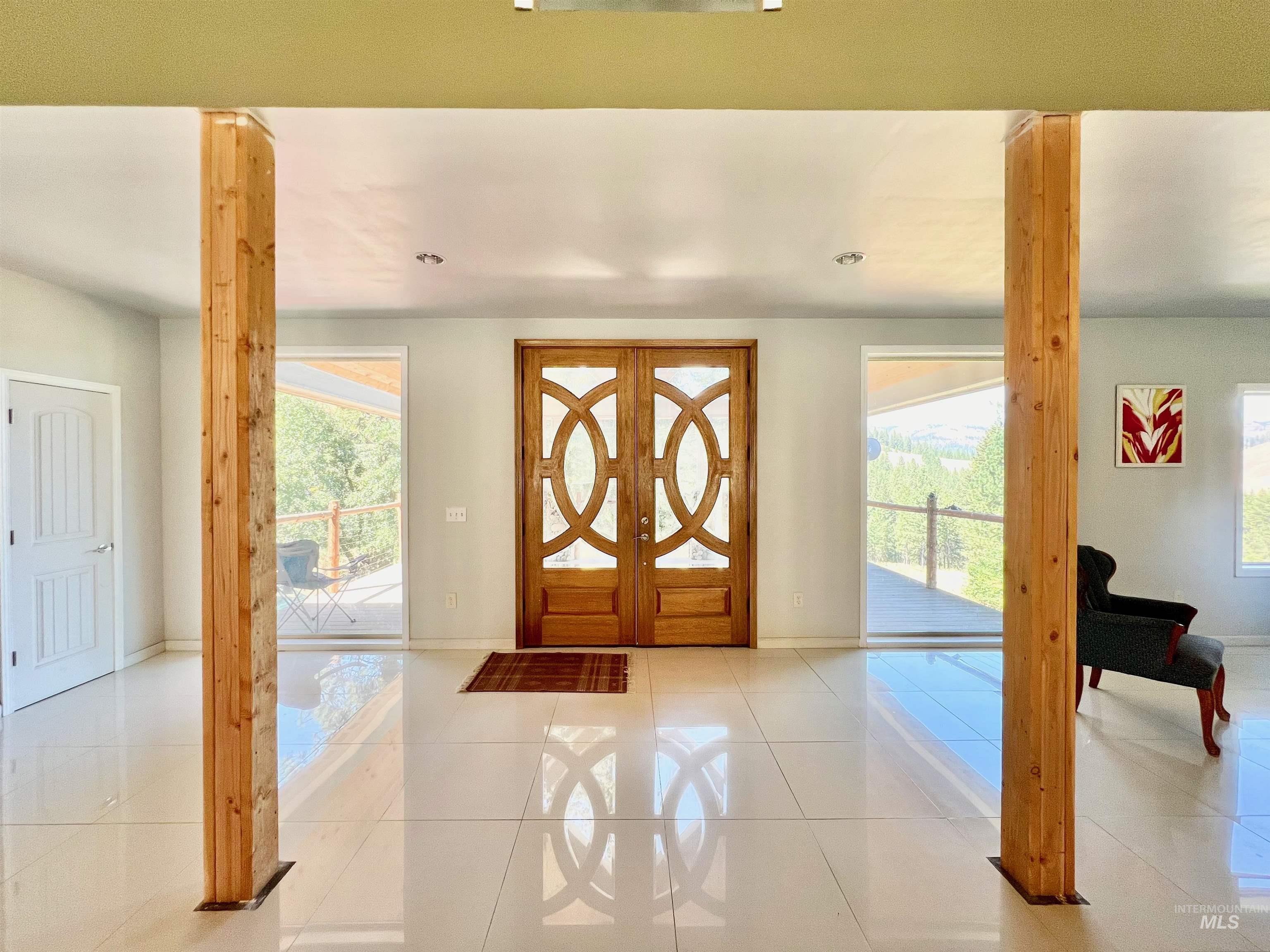 22545 Angel Ridge Road Property Photo 8