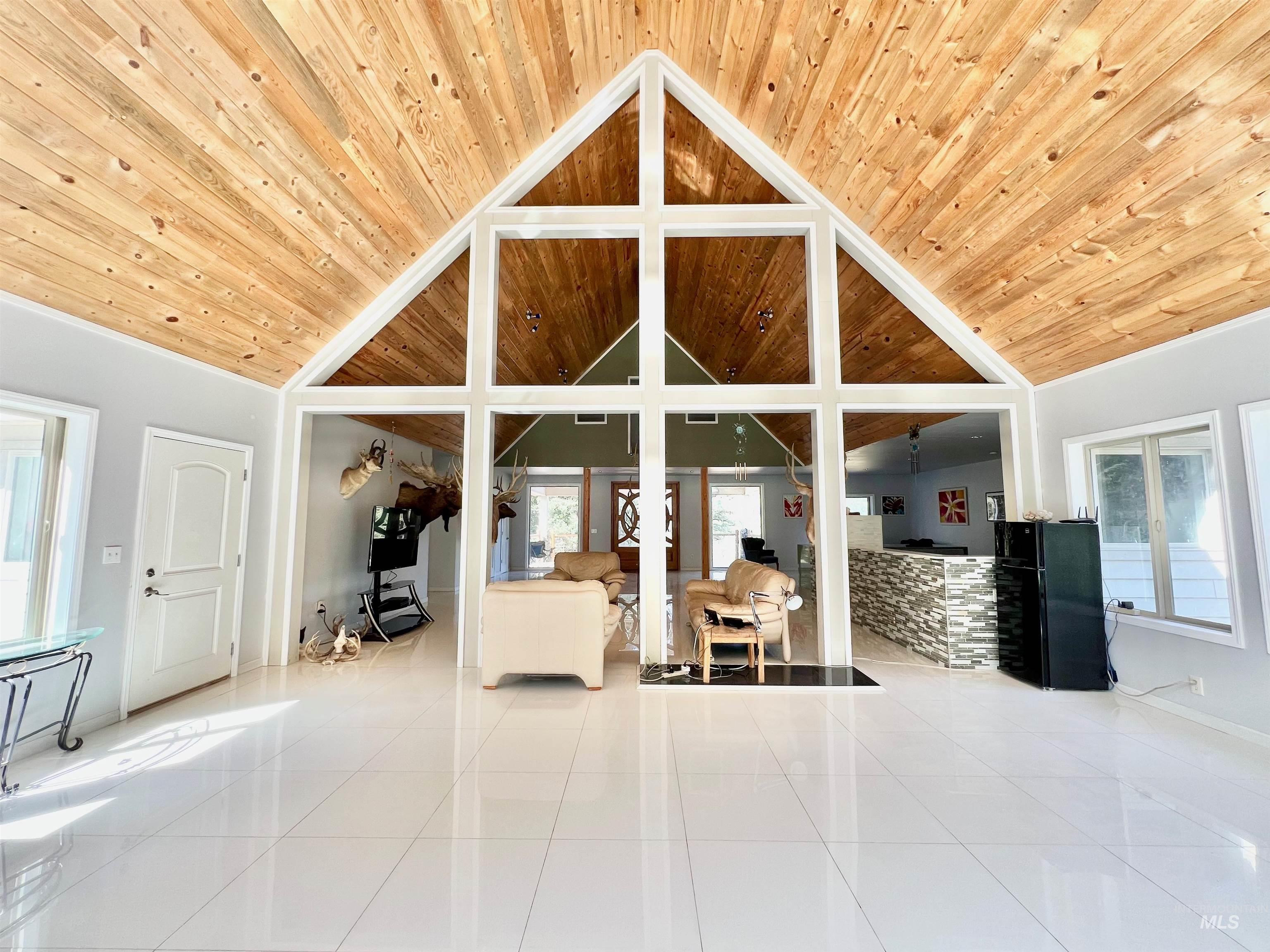 22545 Angel Ridge Road Property Photo 14