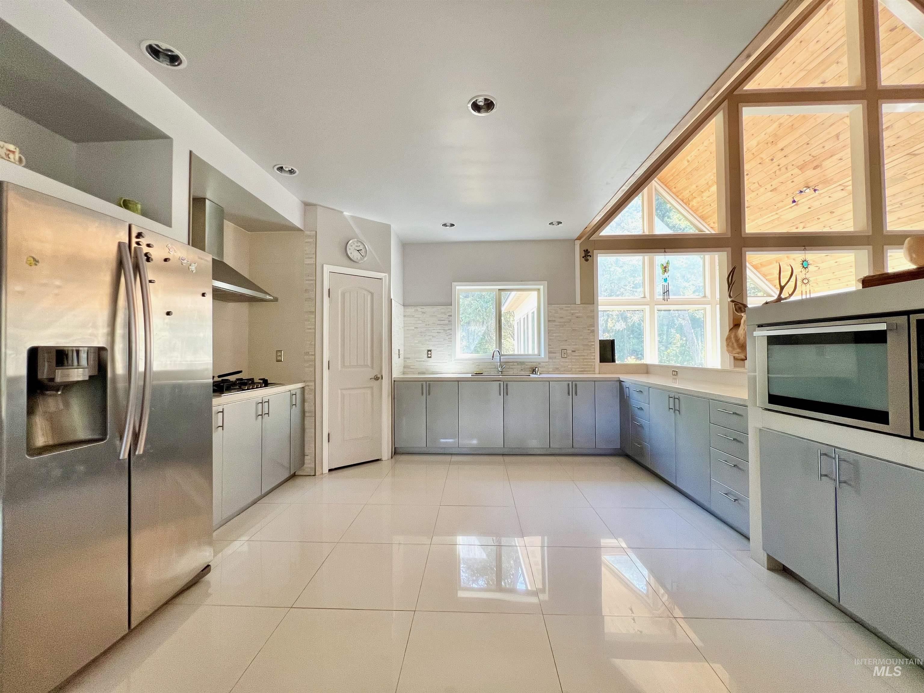 22545 Angel Ridge Road Property Photo 16