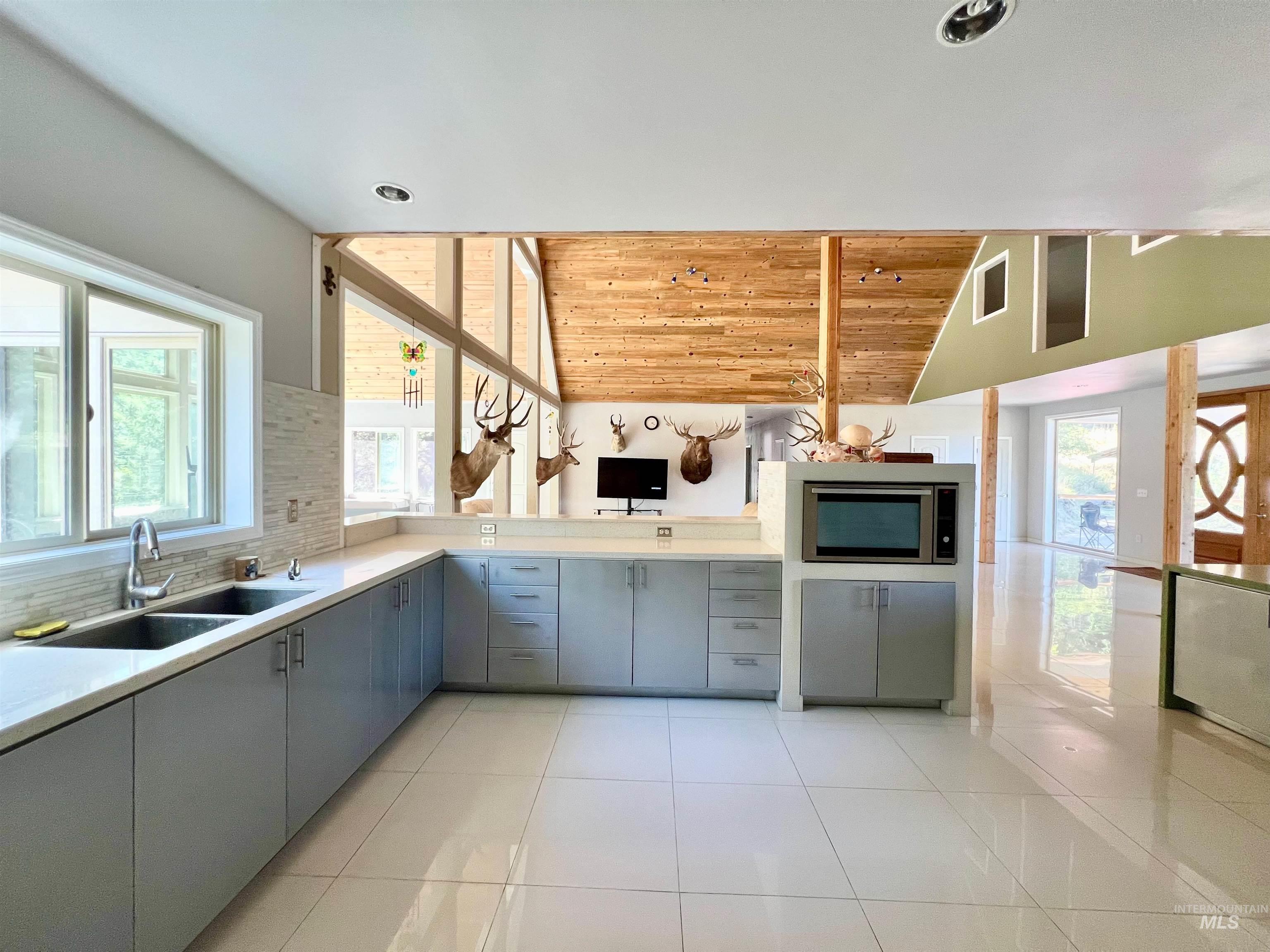 22545 Angel Ridge Road Property Photo 17
