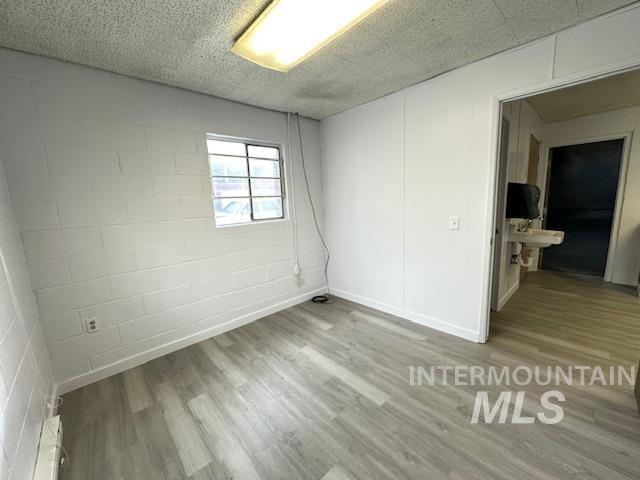 427 Troy Rd Property Photo 12