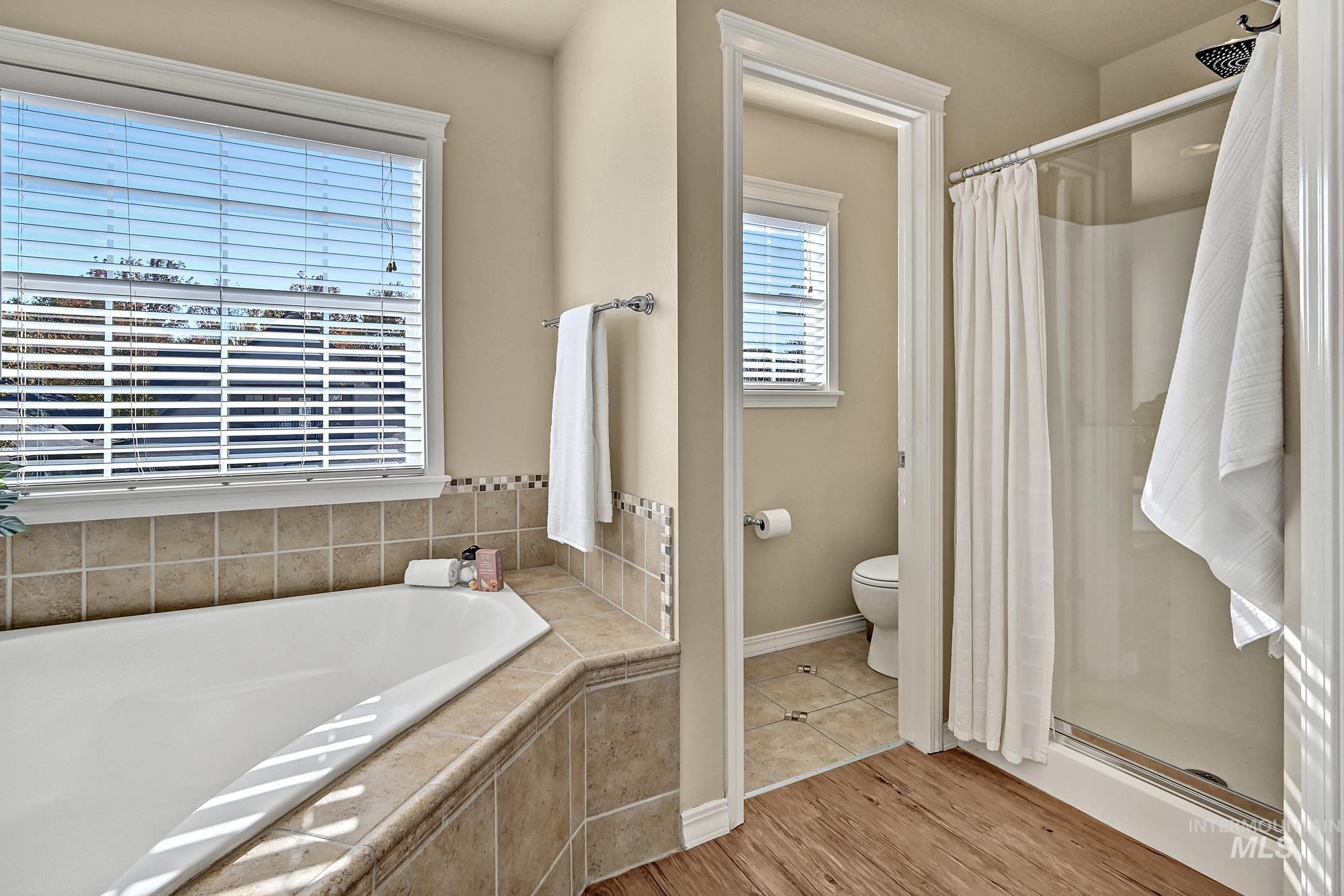 12738 N 11th Avenue Property Photo 16