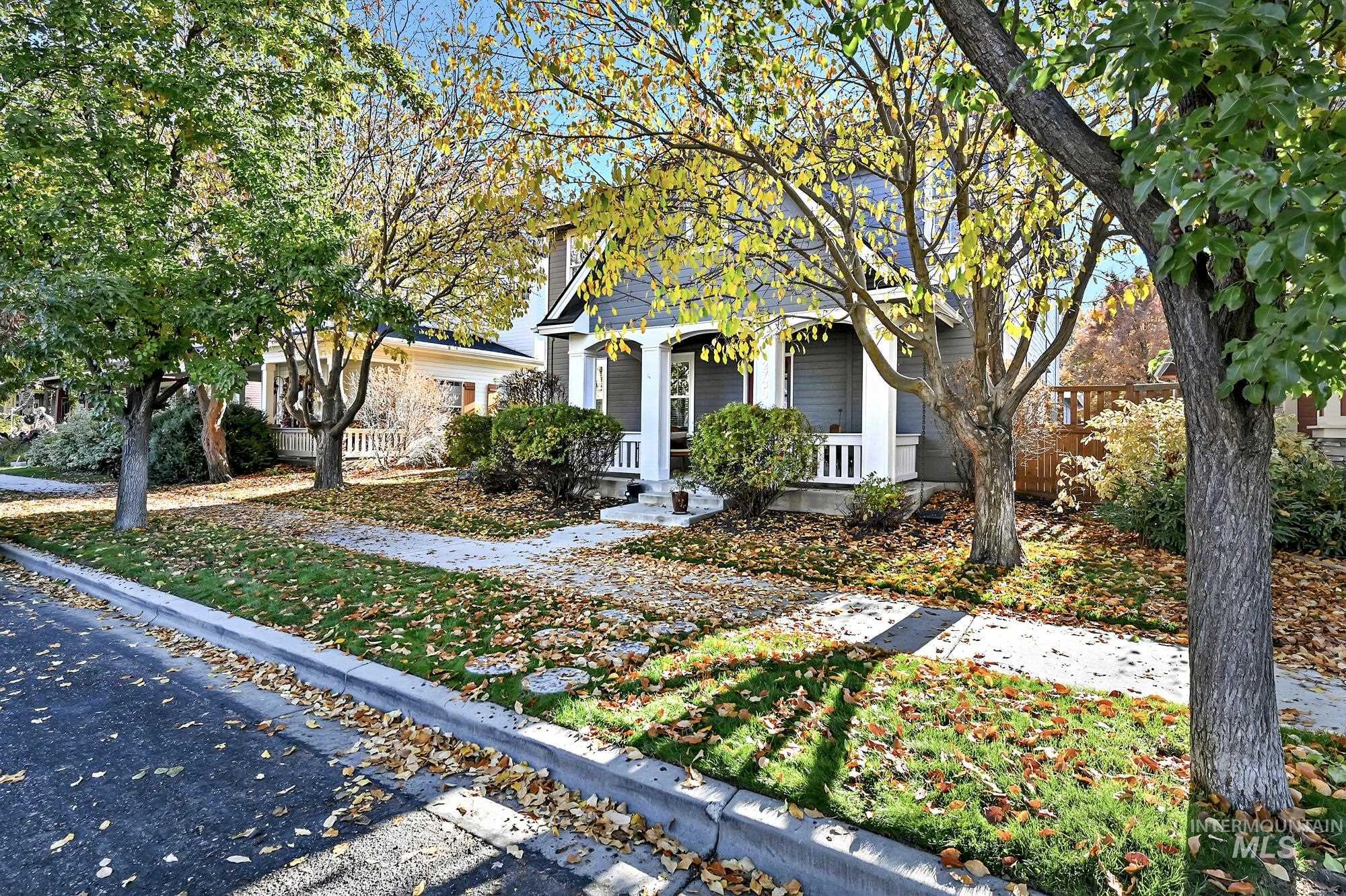 12738 N 11th Avenue Property Photo 31