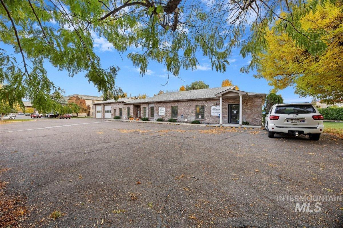 1880 Fillmore St. Property Photo 2