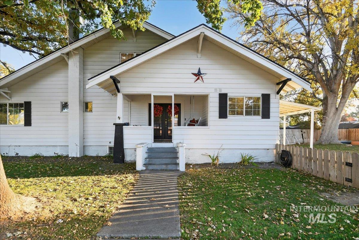 624 6th Avenue South Property Photo 6