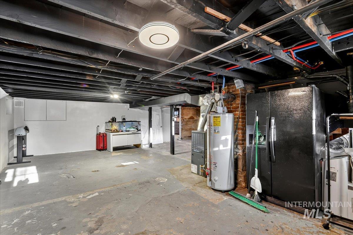 624 6th Avenue South Property Photo 31