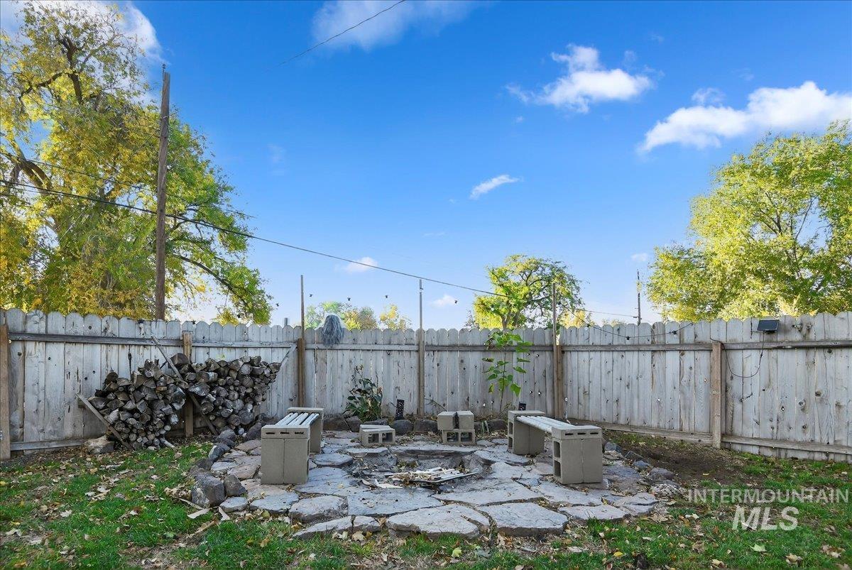 624 6th Avenue South Property Photo 40