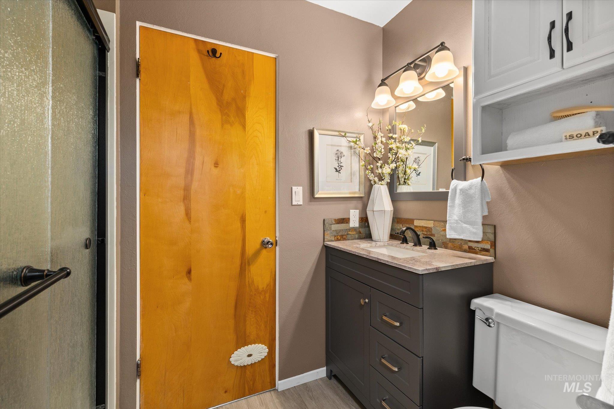 222 Dawn St Property Photo 26