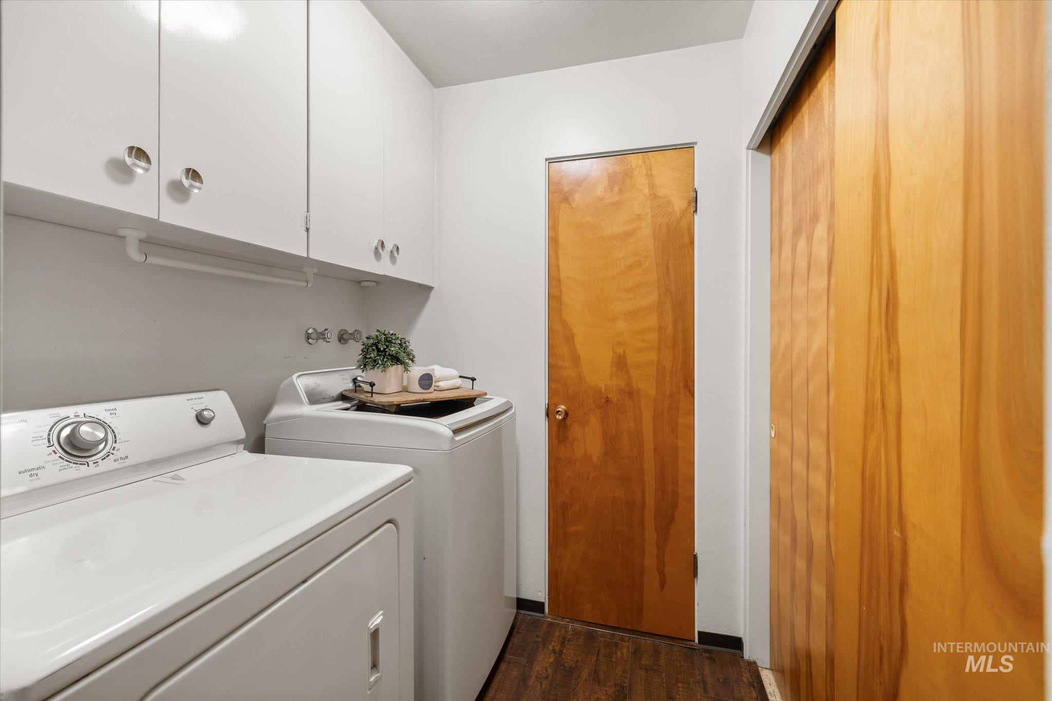 222 Dawn St Property Photo 30