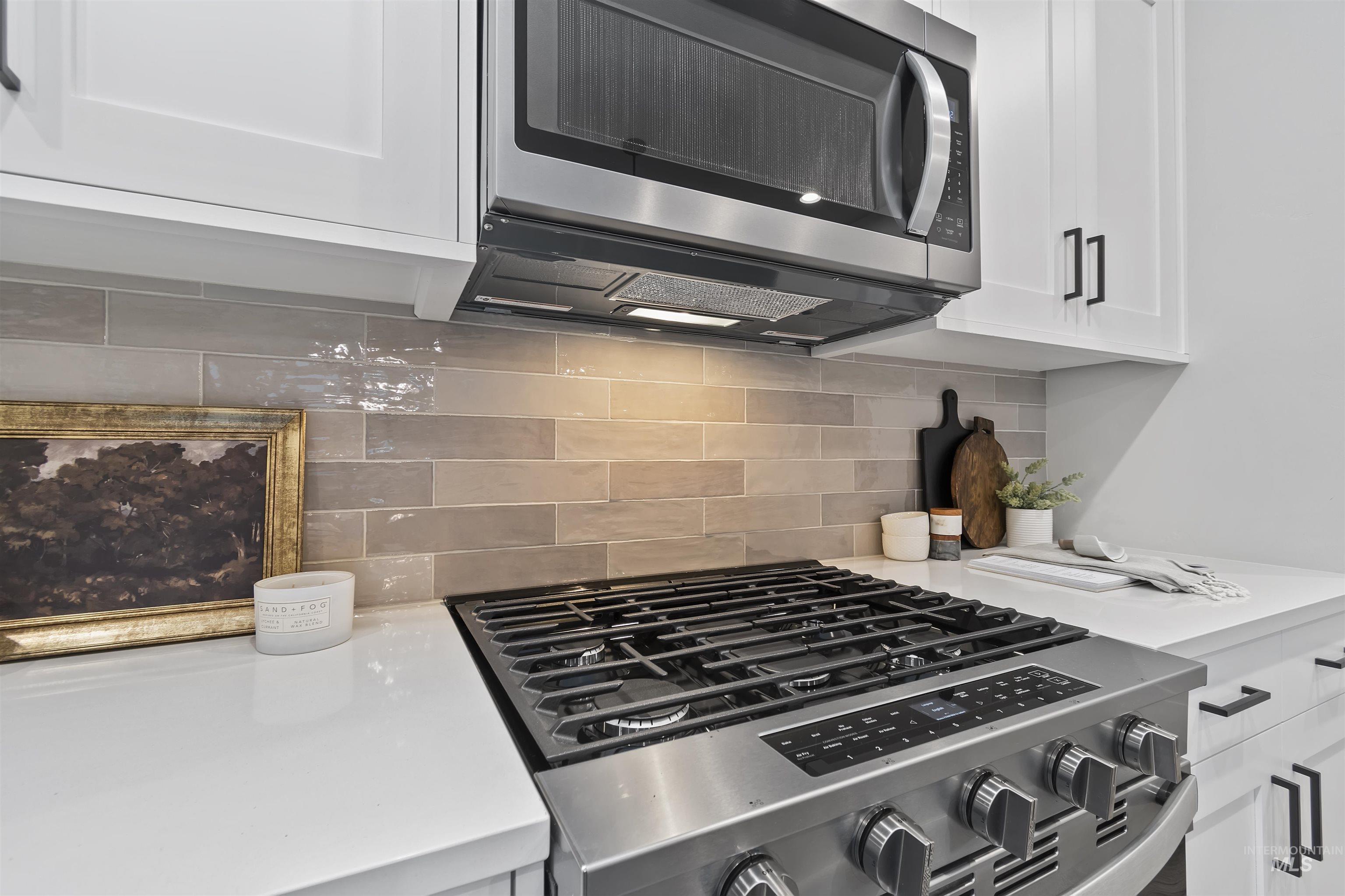 11260 W Tara Iti Ln. Property Photo 8