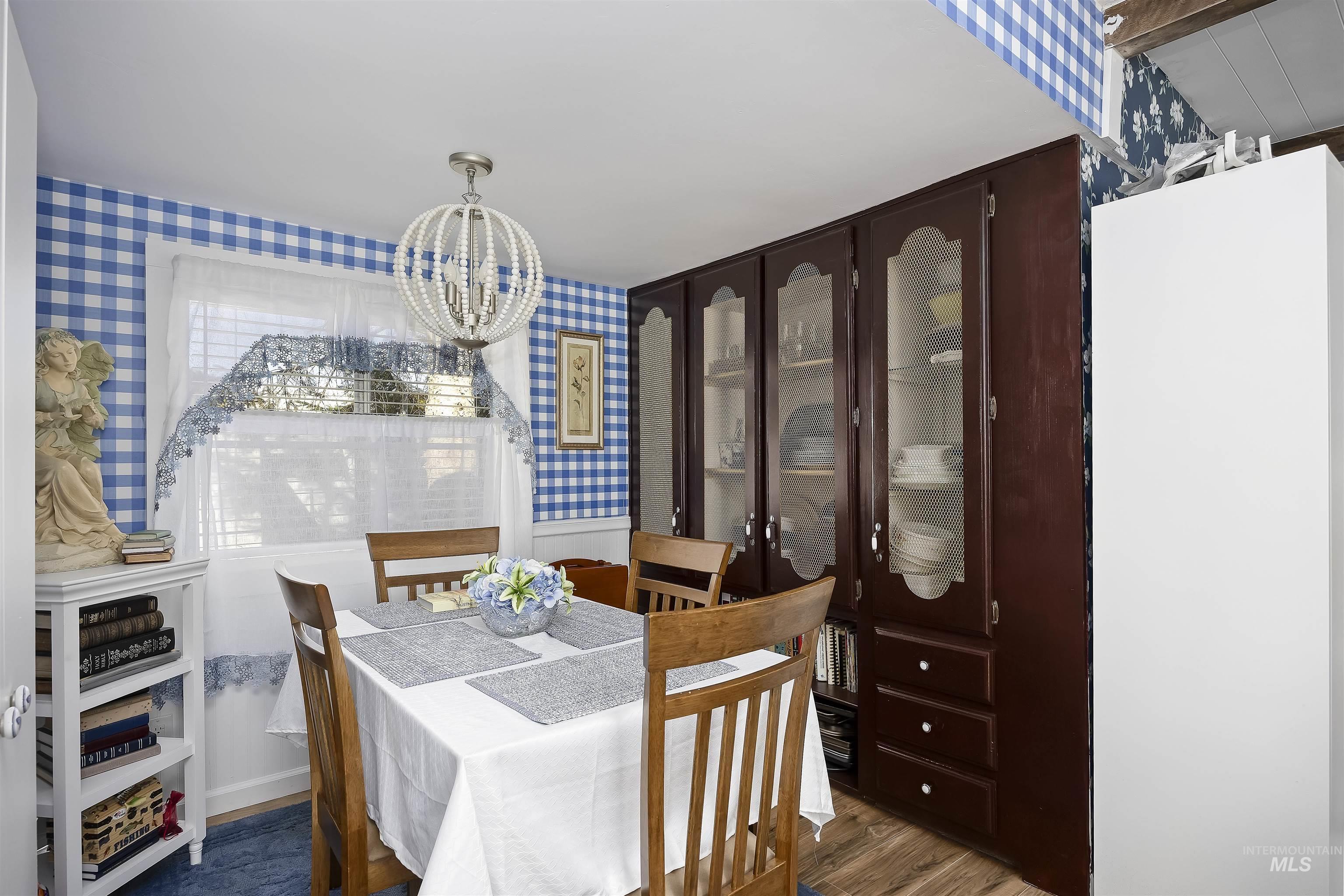 842 W Midway A Street #8 Property Photo 15