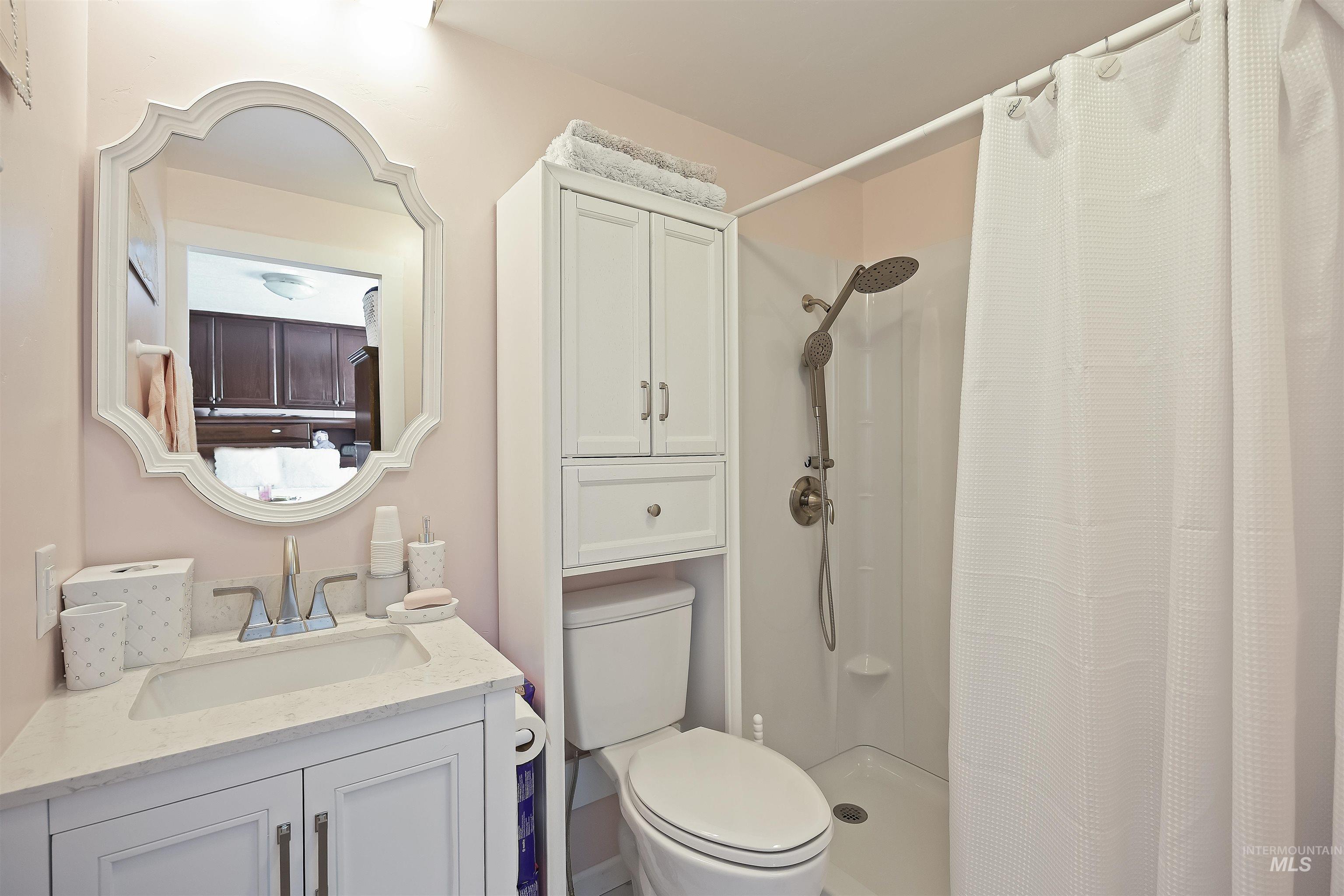 842 W Midway A Street #8 Property Photo 18