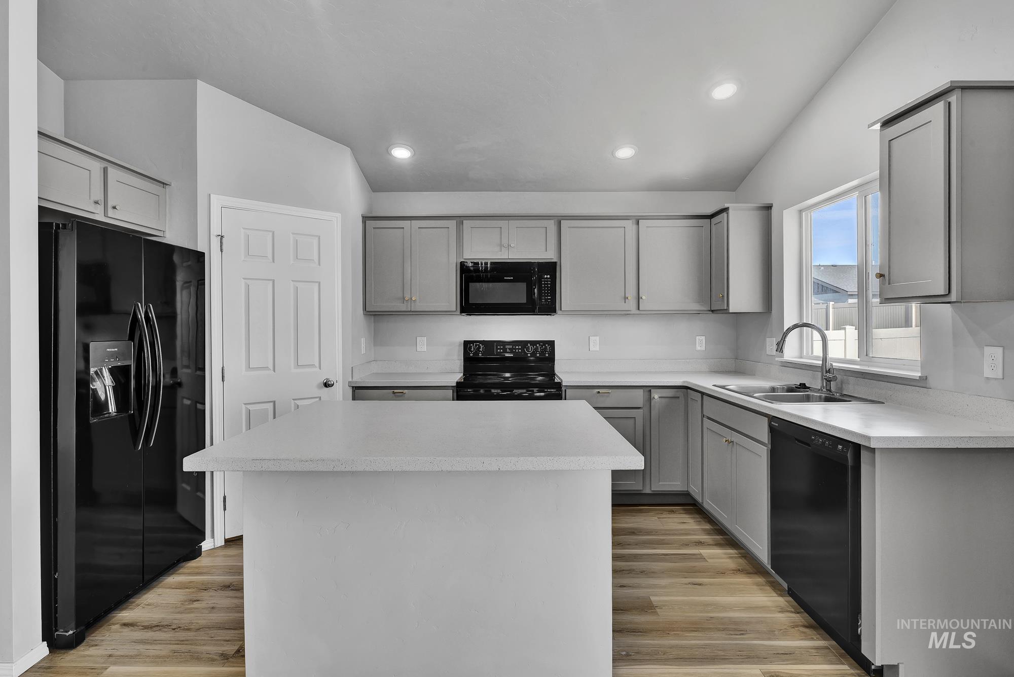 19432 Susquehanna Way Property Photo 13